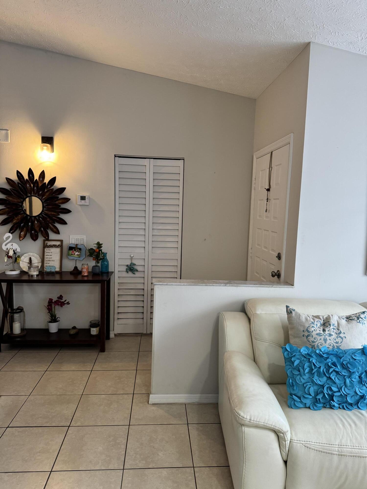 PORT ST LUCIE SECTION 21 - Residential