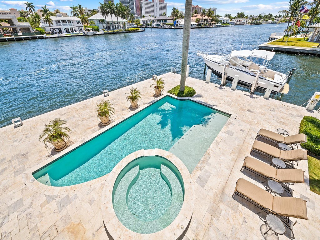CORAL RIDGE - Residential
