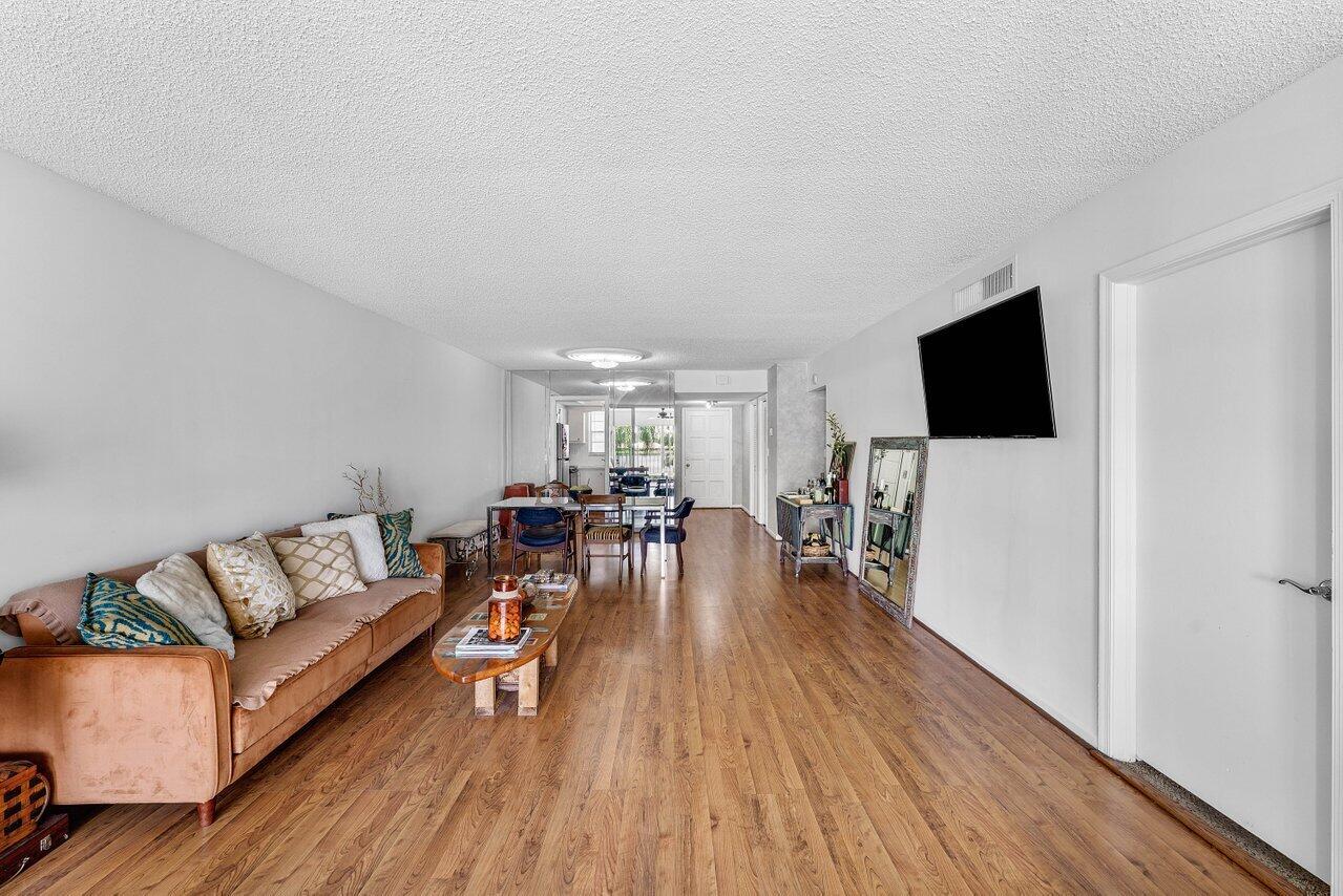 ATLANTIS REGENCY GARDEN APTS CONDO - Residential