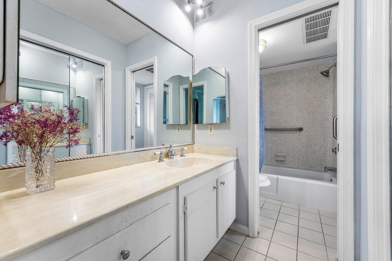 ATLANTIS REGENCY GARDEN APTS CONDO - Residential