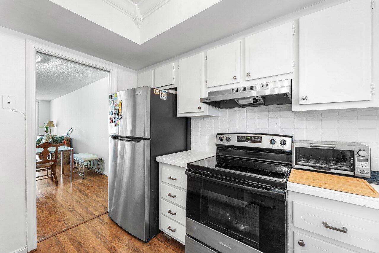 ATLANTIS REGENCY GARDEN APTS CONDO - Residential