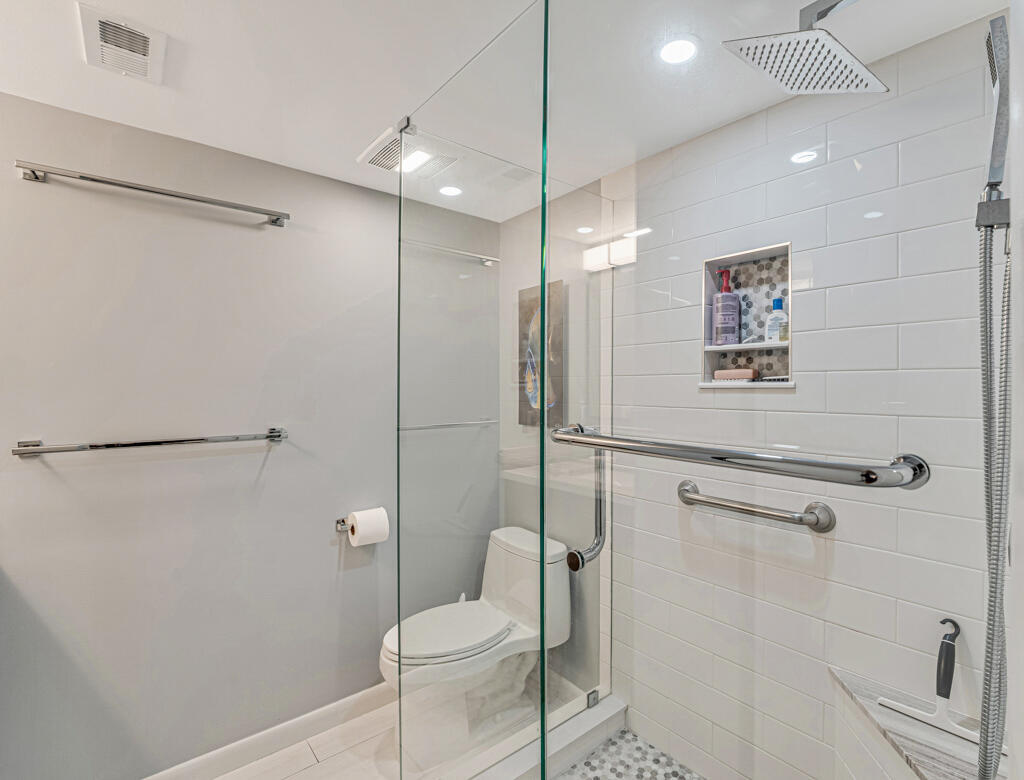 COASTAL TOWERS CONDO - Residential