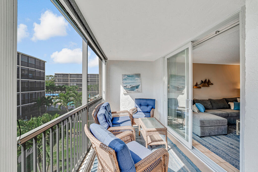 COASTAL TOWERS CONDO - Residential