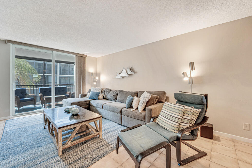 COASTAL TOWERS CONDO - Residential