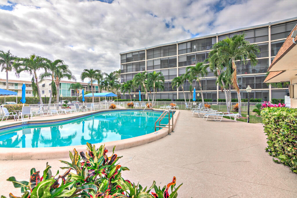 COASTAL TOWERS CONDO - Residential