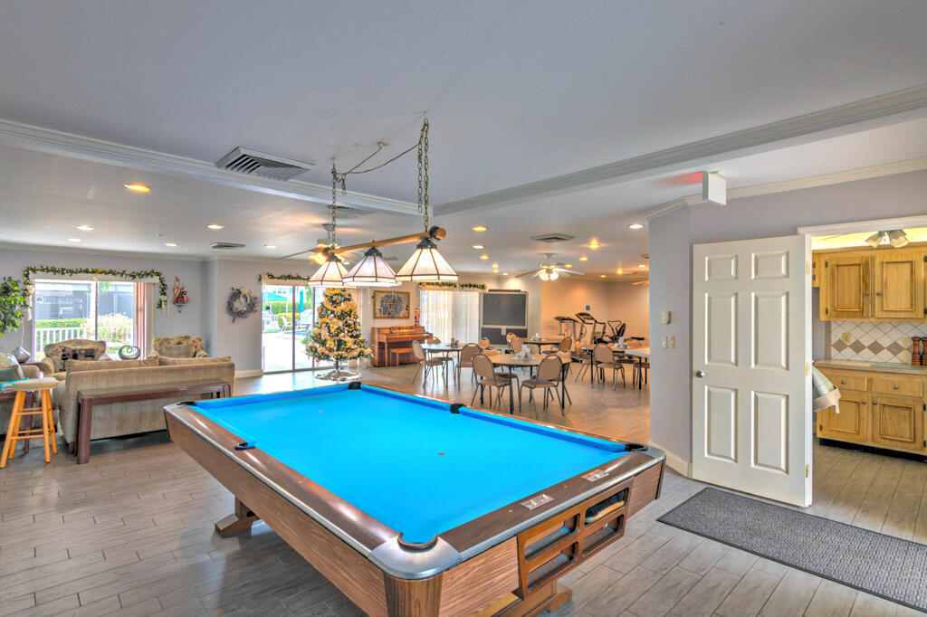 COASTAL TOWERS CONDO - Residential
