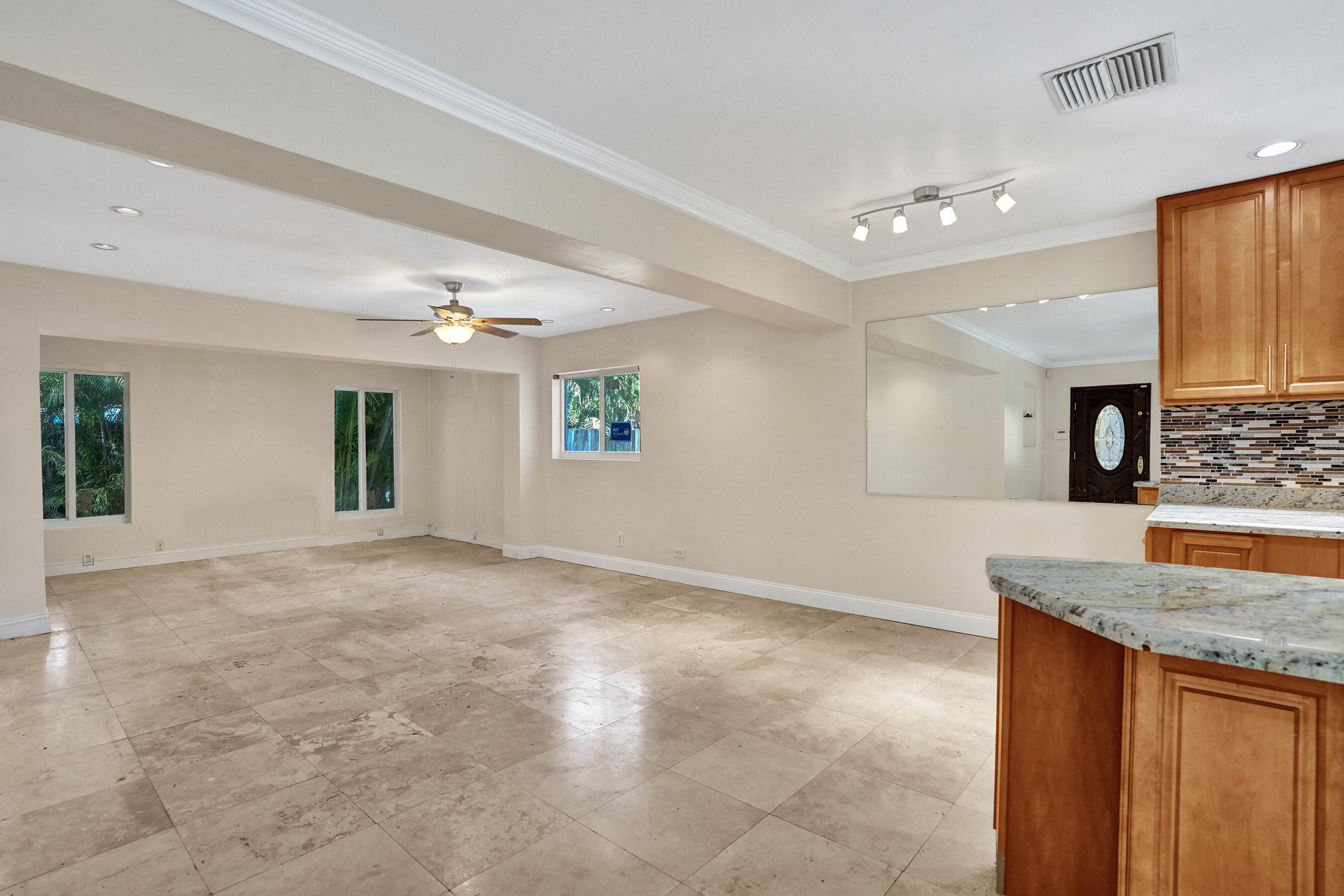 LYONS PARK FIRST ADD - Residential
