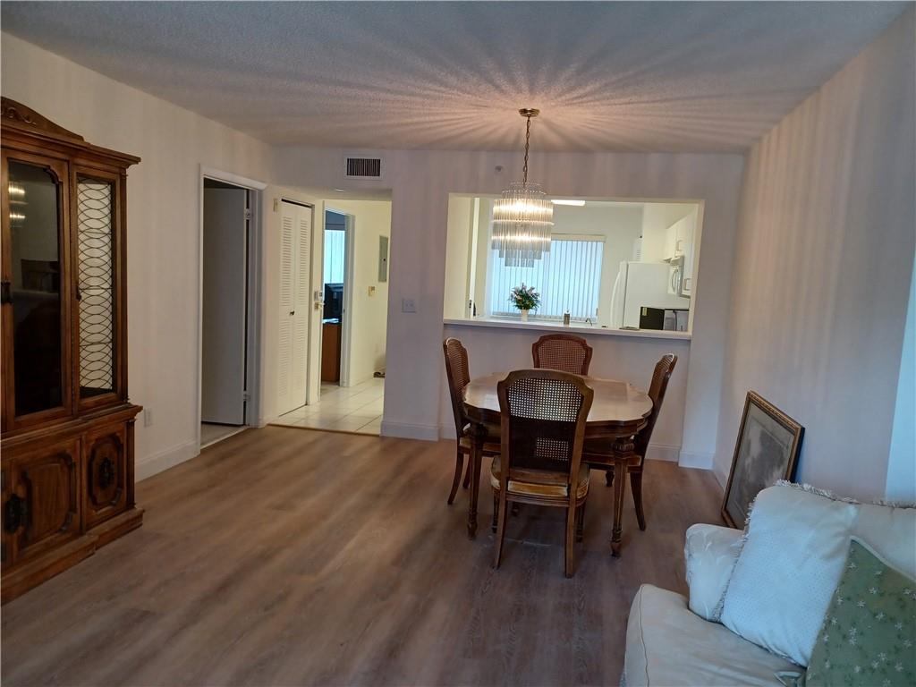 Weldon at Kings Point - Residential