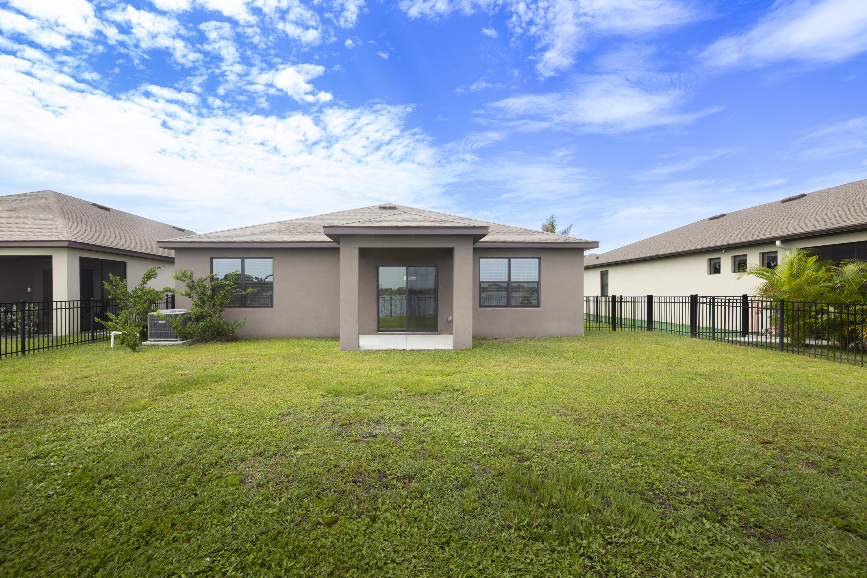 CYPRESS BAY PRESERVE - PHASE 1 - Residential