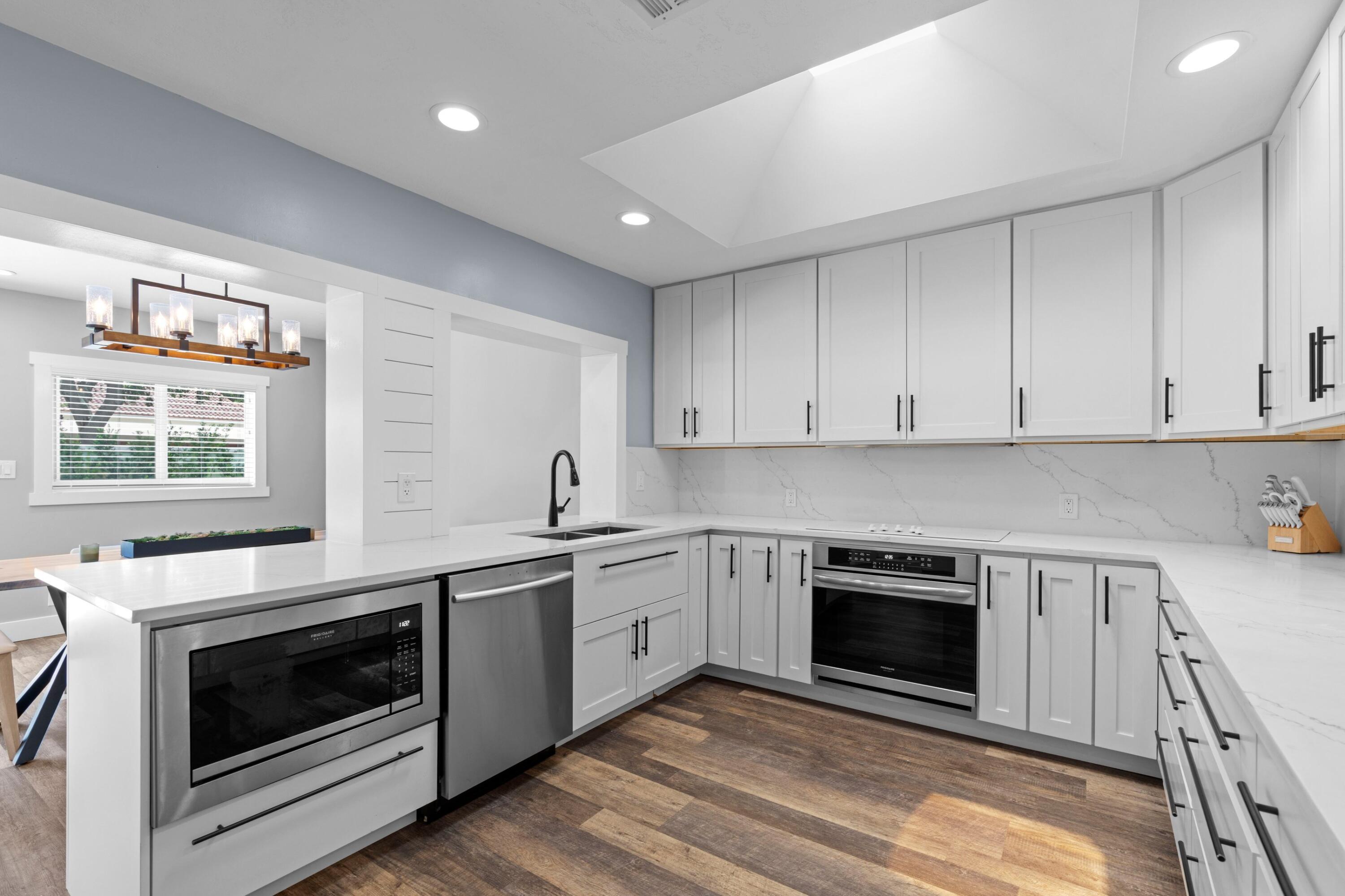 VISTA HILLS - Residential