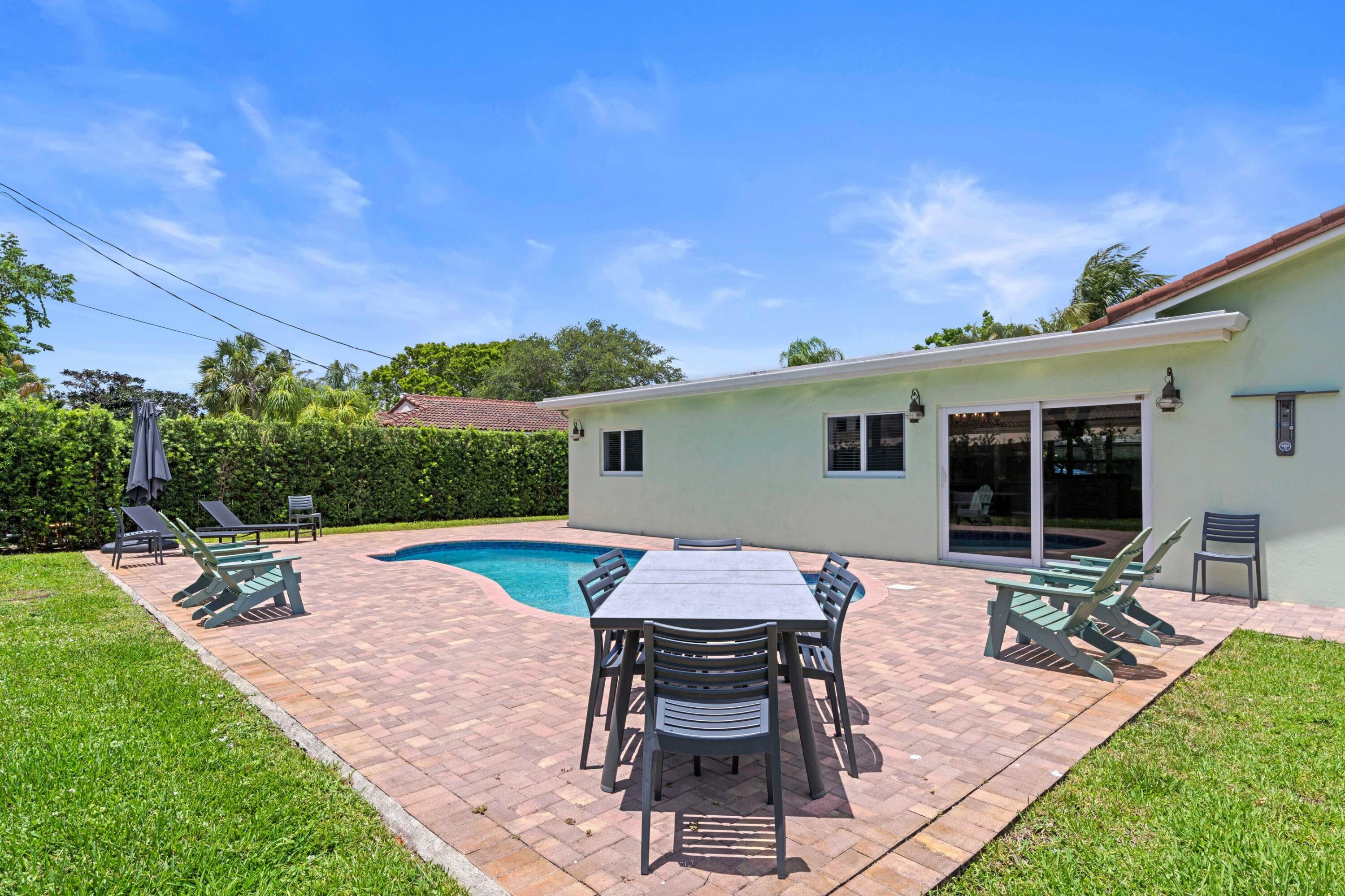 VISTA HILLS - Residential