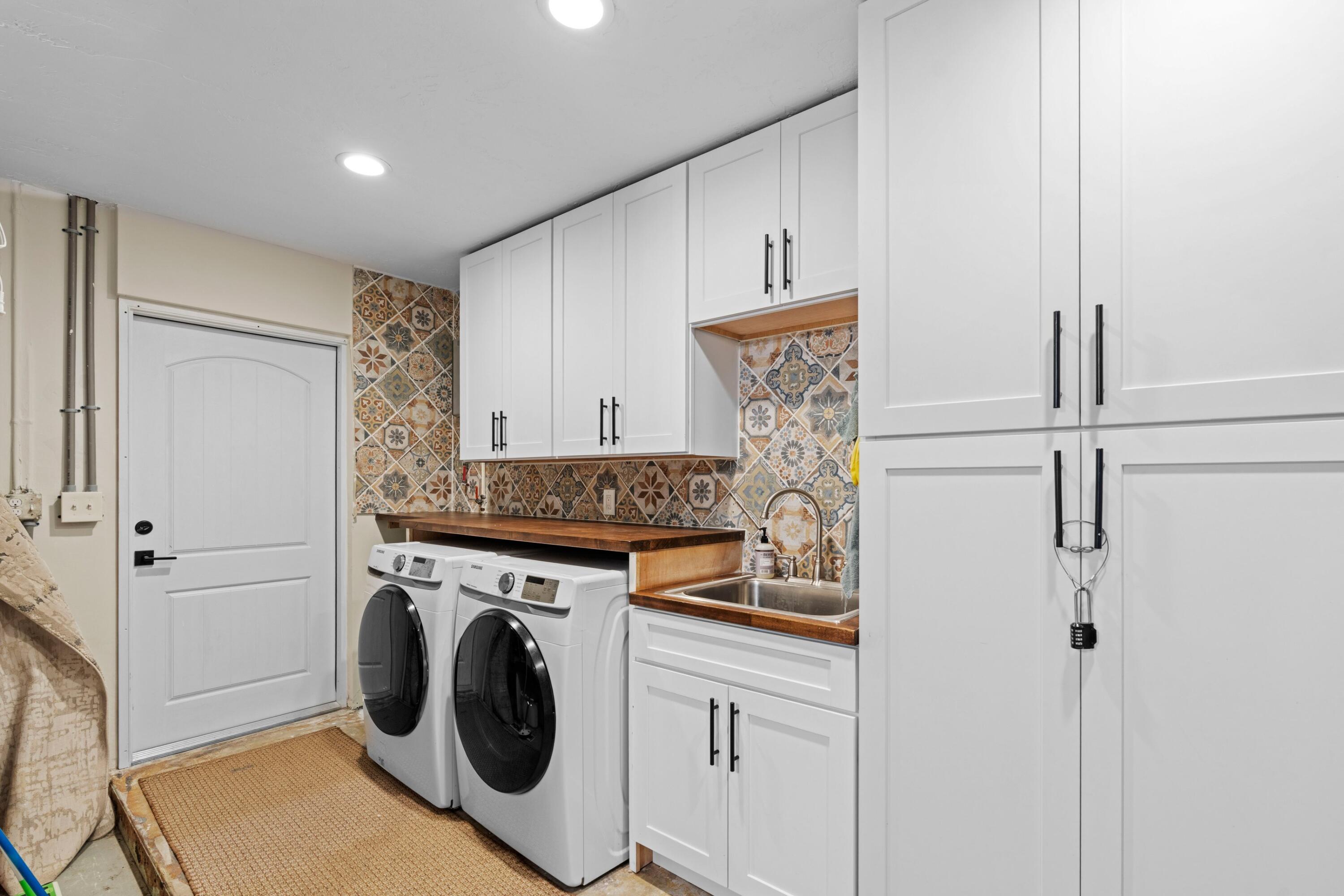 VISTA HILLS - Residential