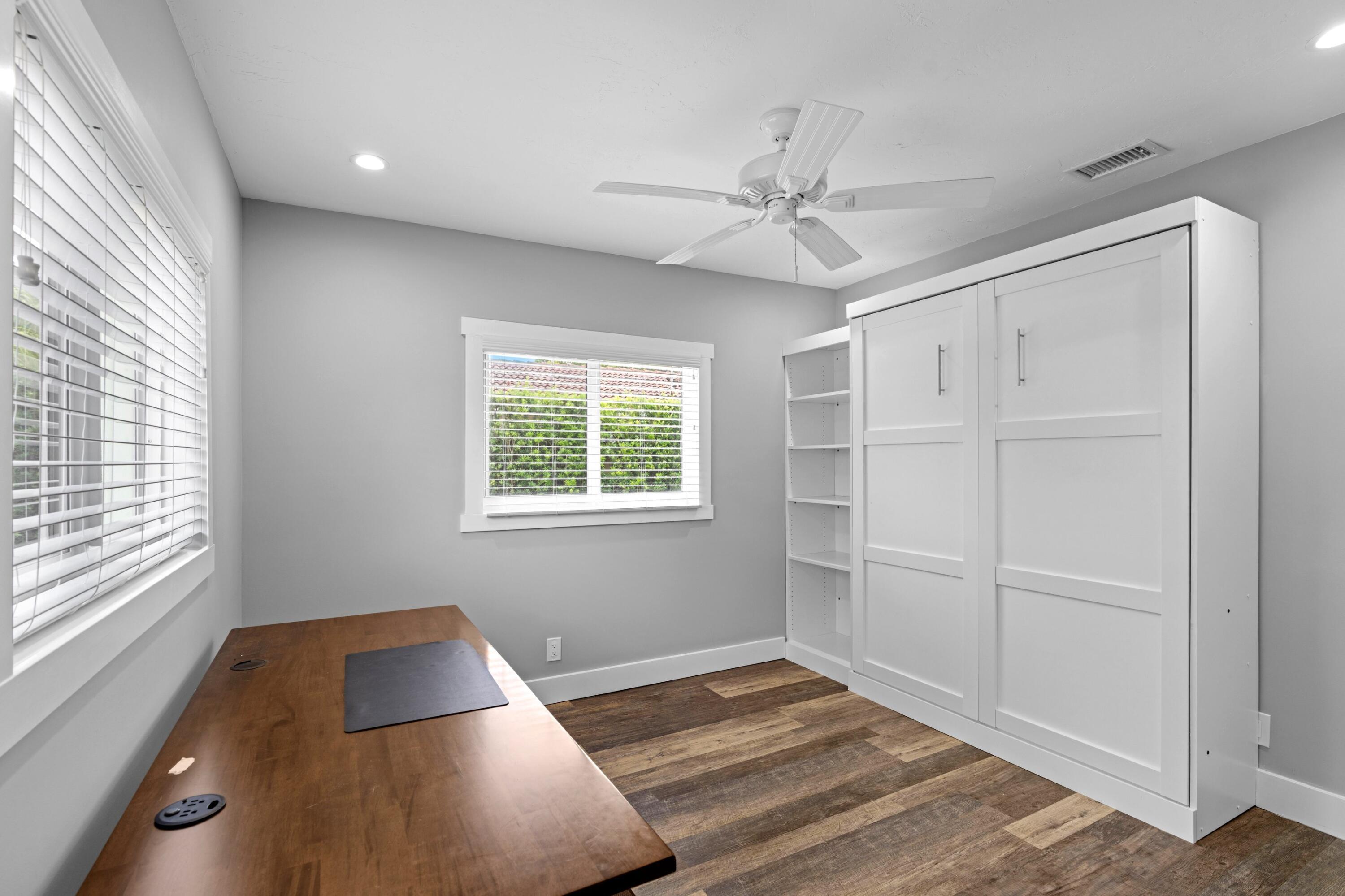 VISTA HILLS - Residential