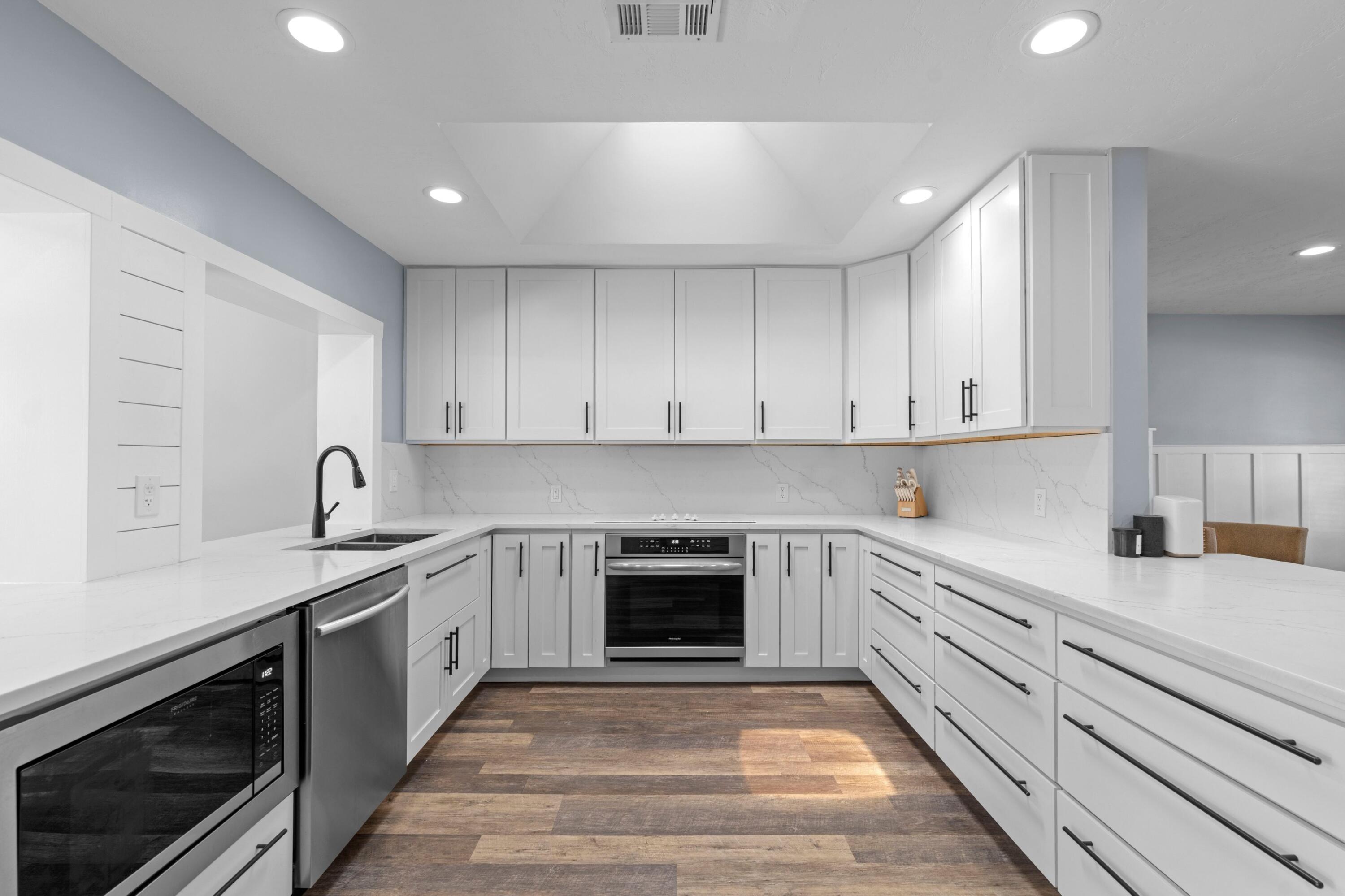 VISTA HILLS - Residential