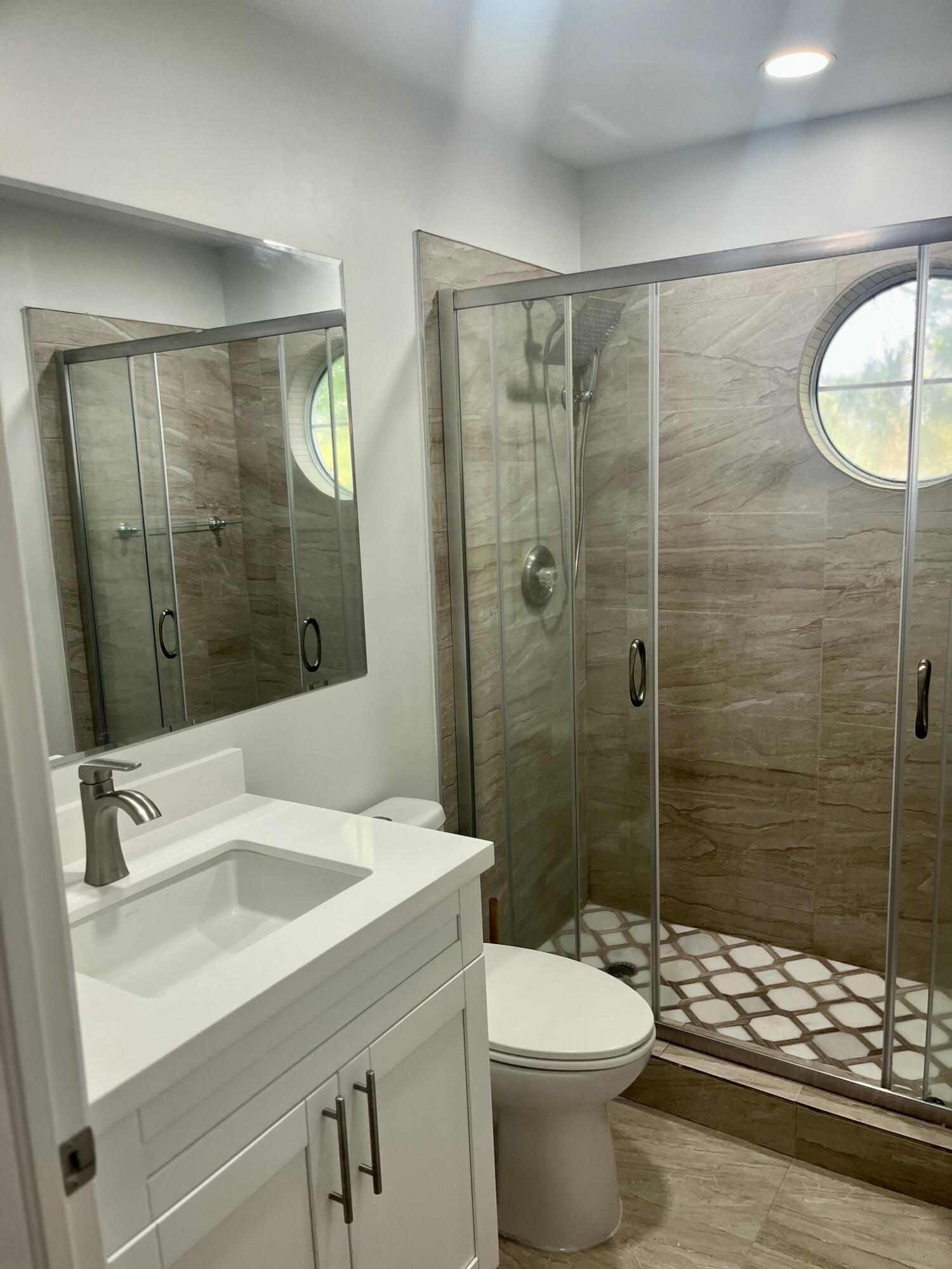 TIFFANY TRACE - Residential Lease