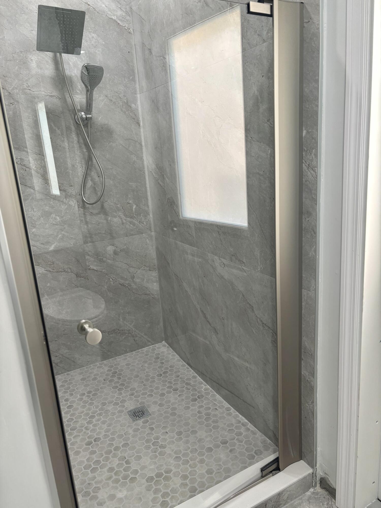 TIFFANY TRACE - Residential Lease