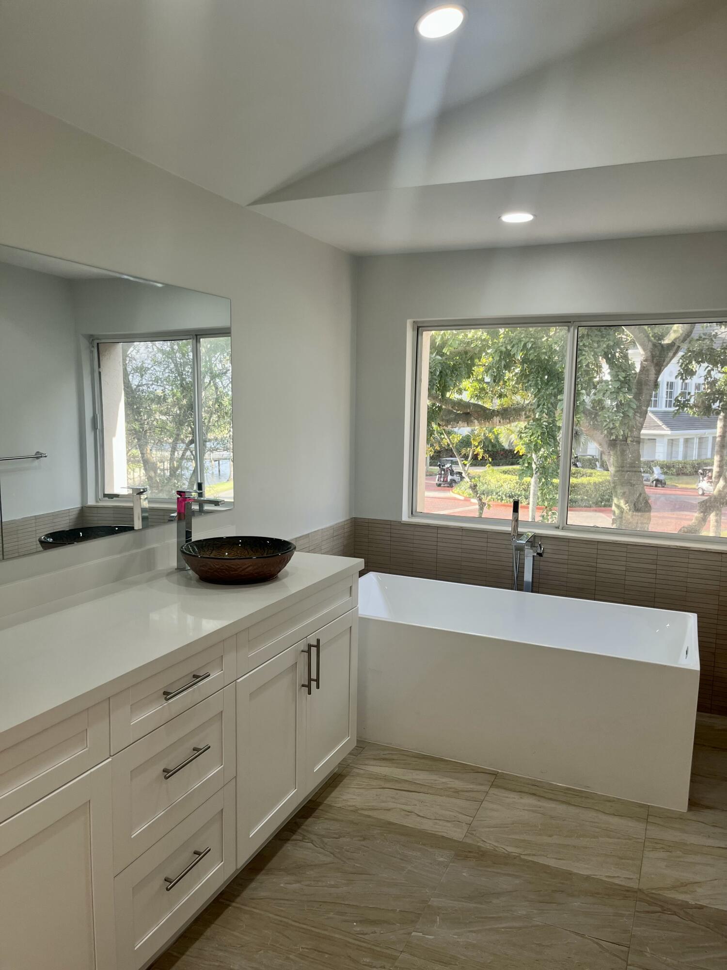 TIFFANY TRACE - Residential Lease