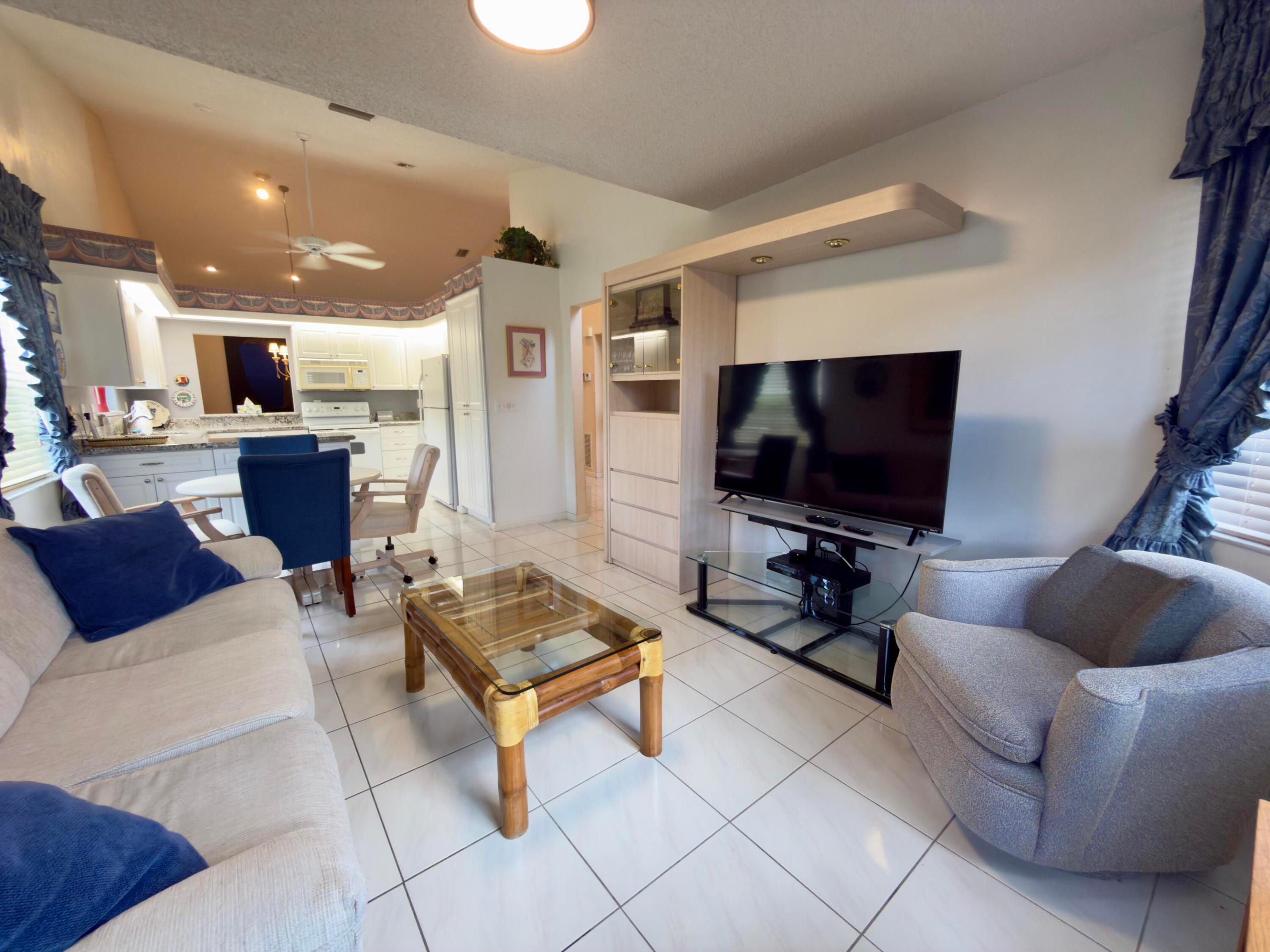 EMERALD POINTE 2 - Residential Lease