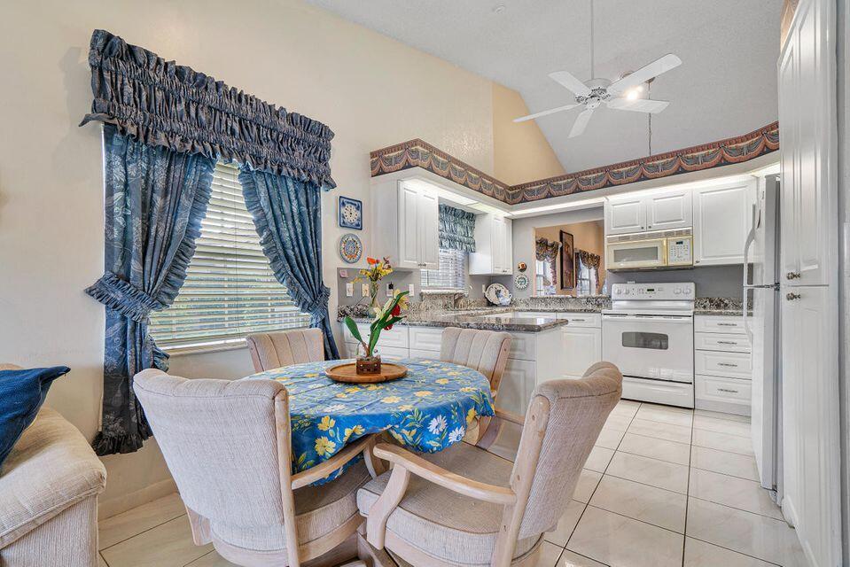 EMERALD POINTE 2 - Residential Lease