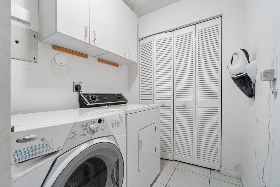EMERALD POINTE 2 - Residential Lease