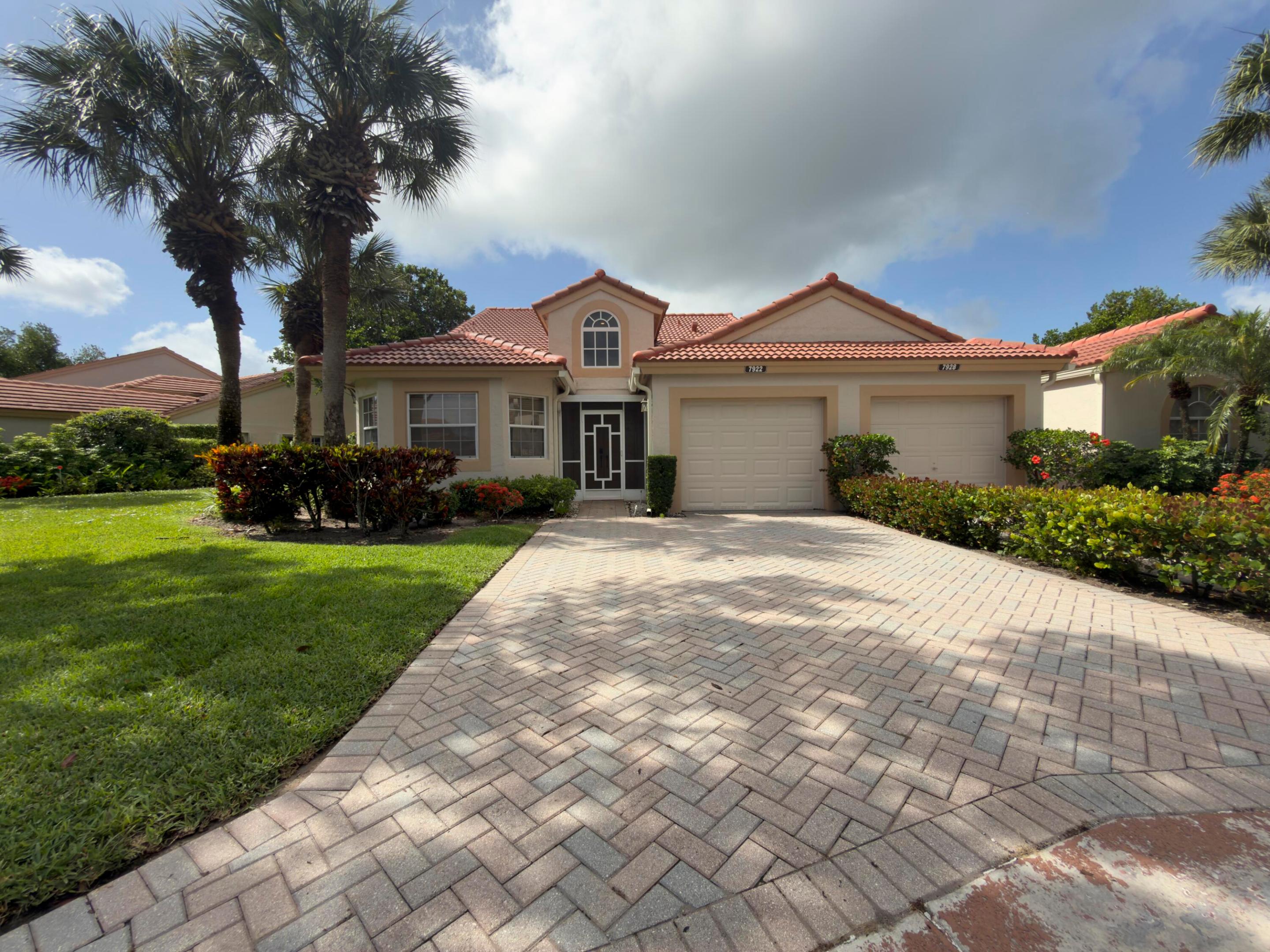 EMERALD POINTE 2 - Residential Lease