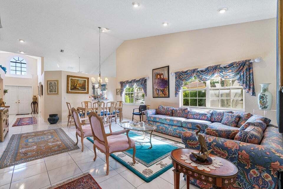 EMERALD POINTE 2 - Residential Lease