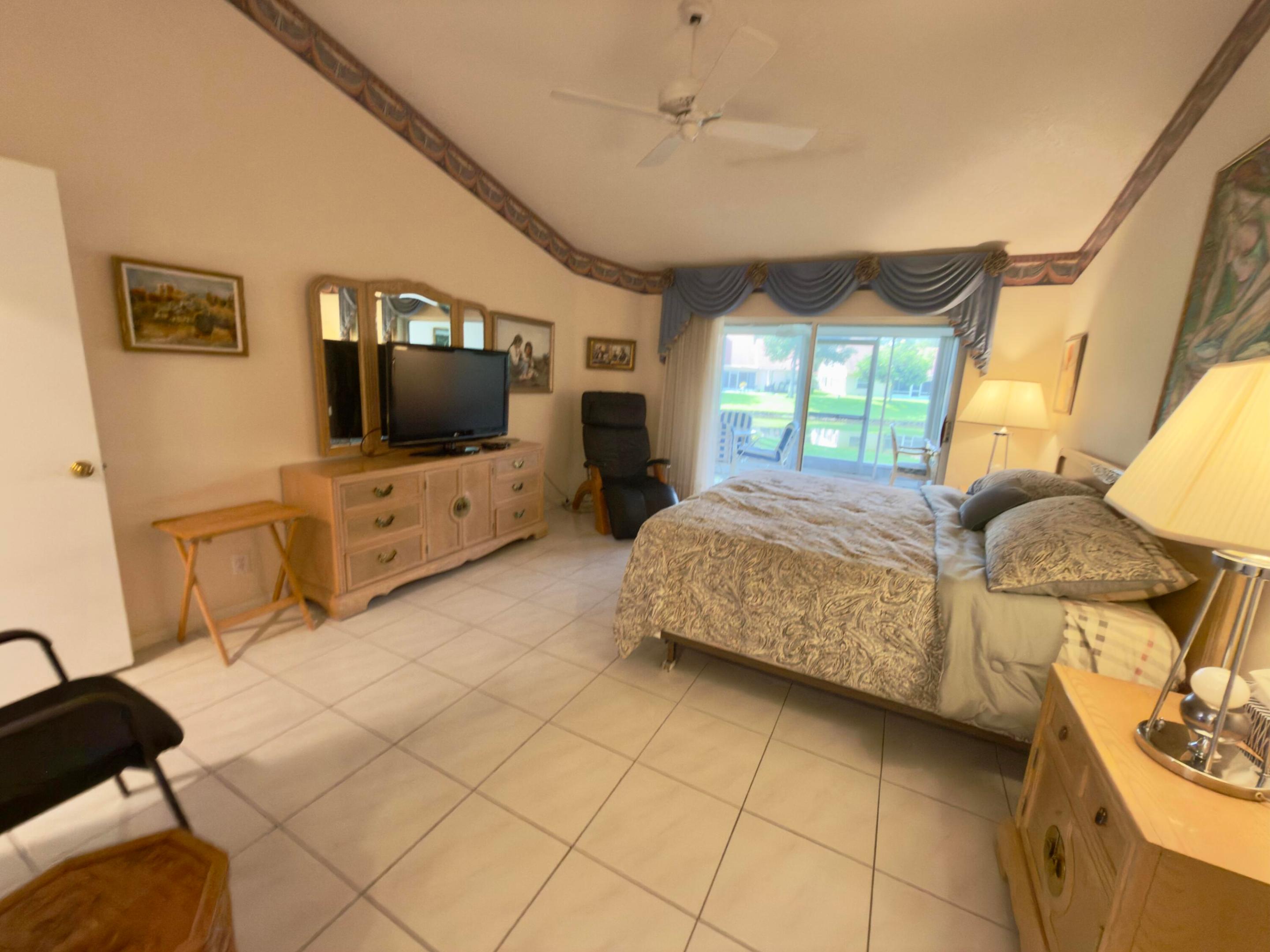 EMERALD POINTE 2 - Residential Lease