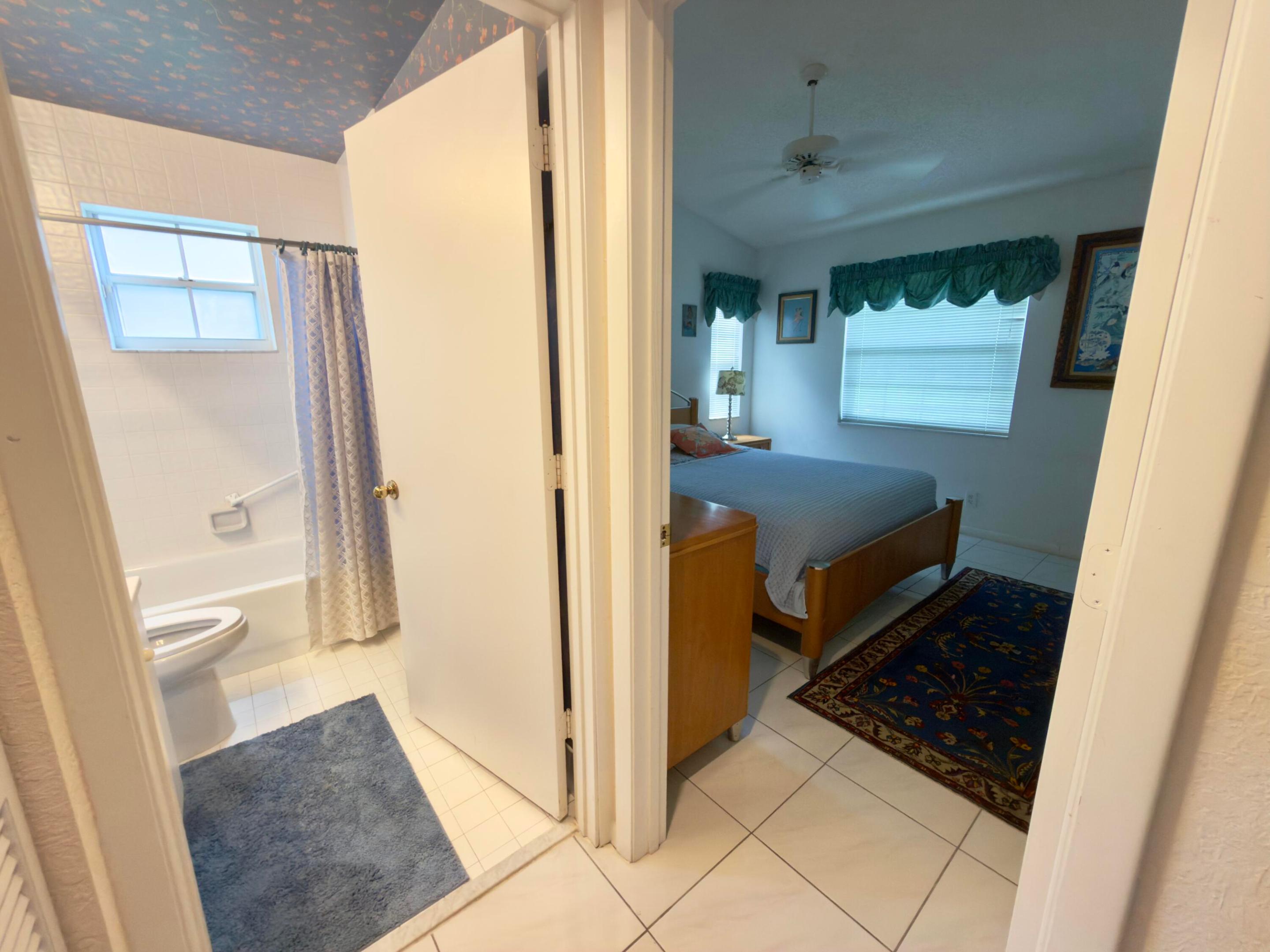 EMERALD POINTE 2 - Residential Lease