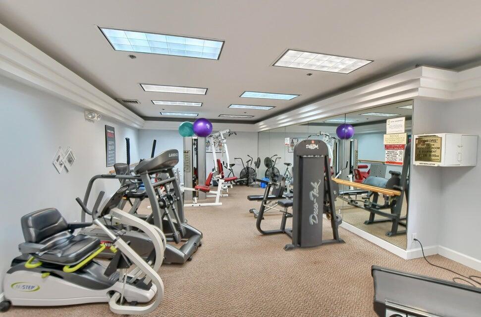 EMERALD POINTE 2 - Residential Lease