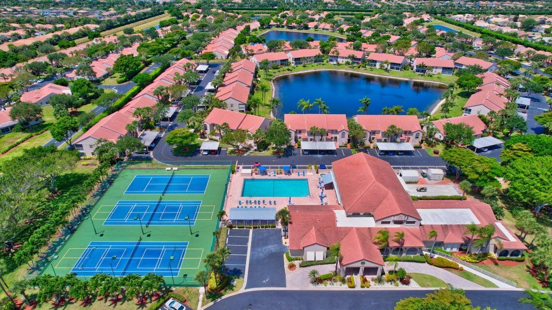 EMERALD POINTE 2 - Residential Lease