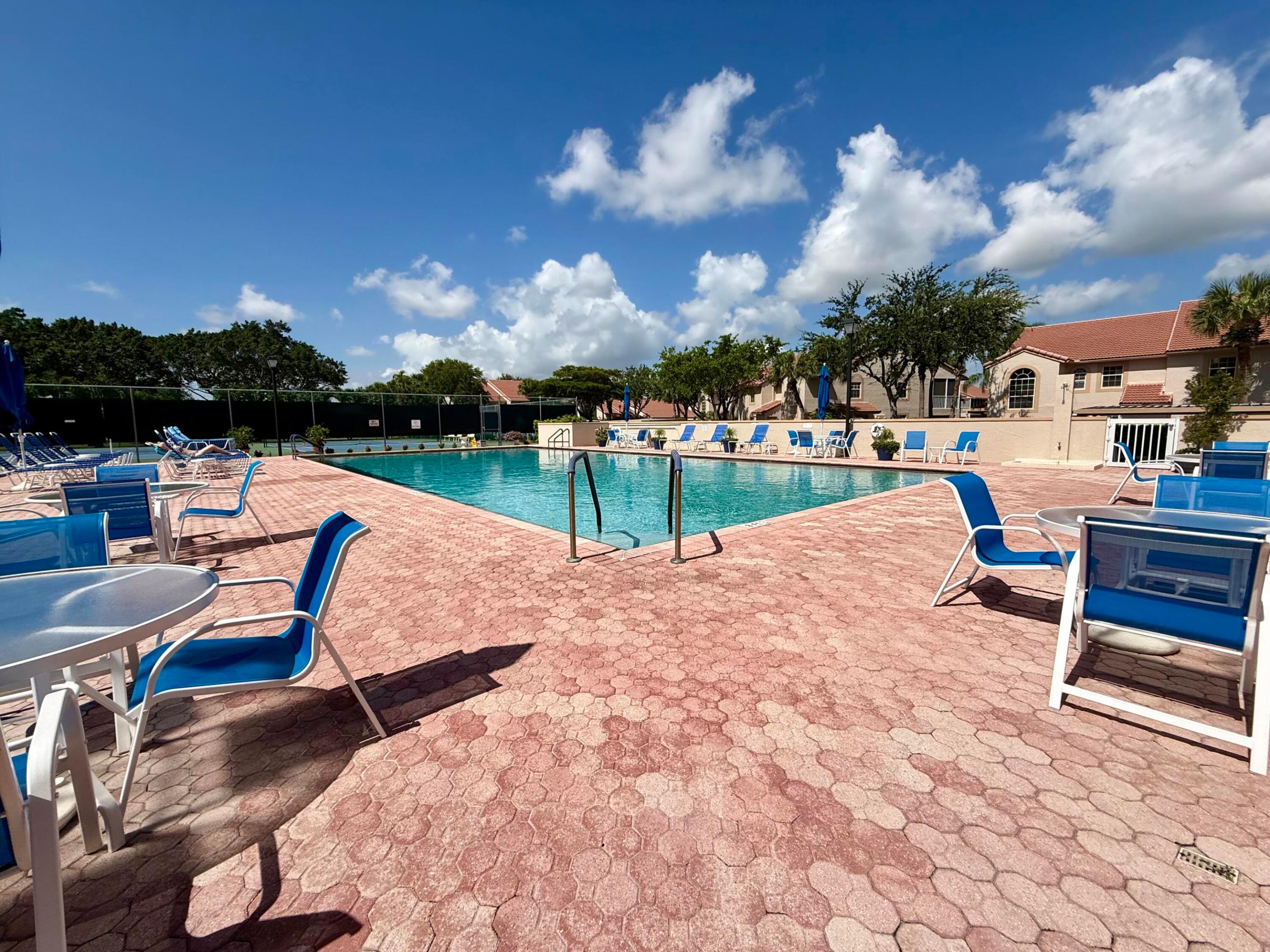 EMERALD POINTE 2 - Residential Lease