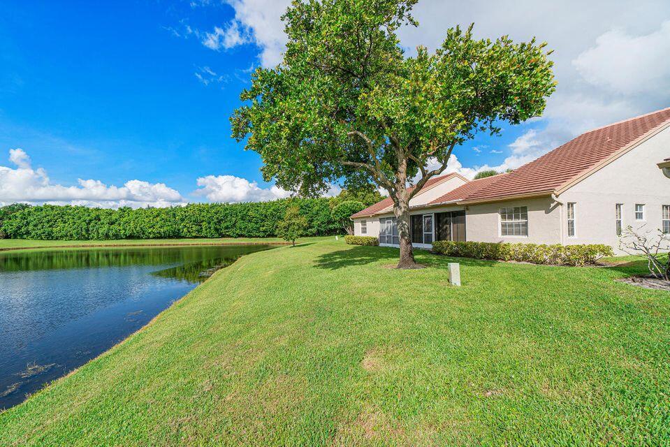 EMERALD POINTE 2 - Residential Lease