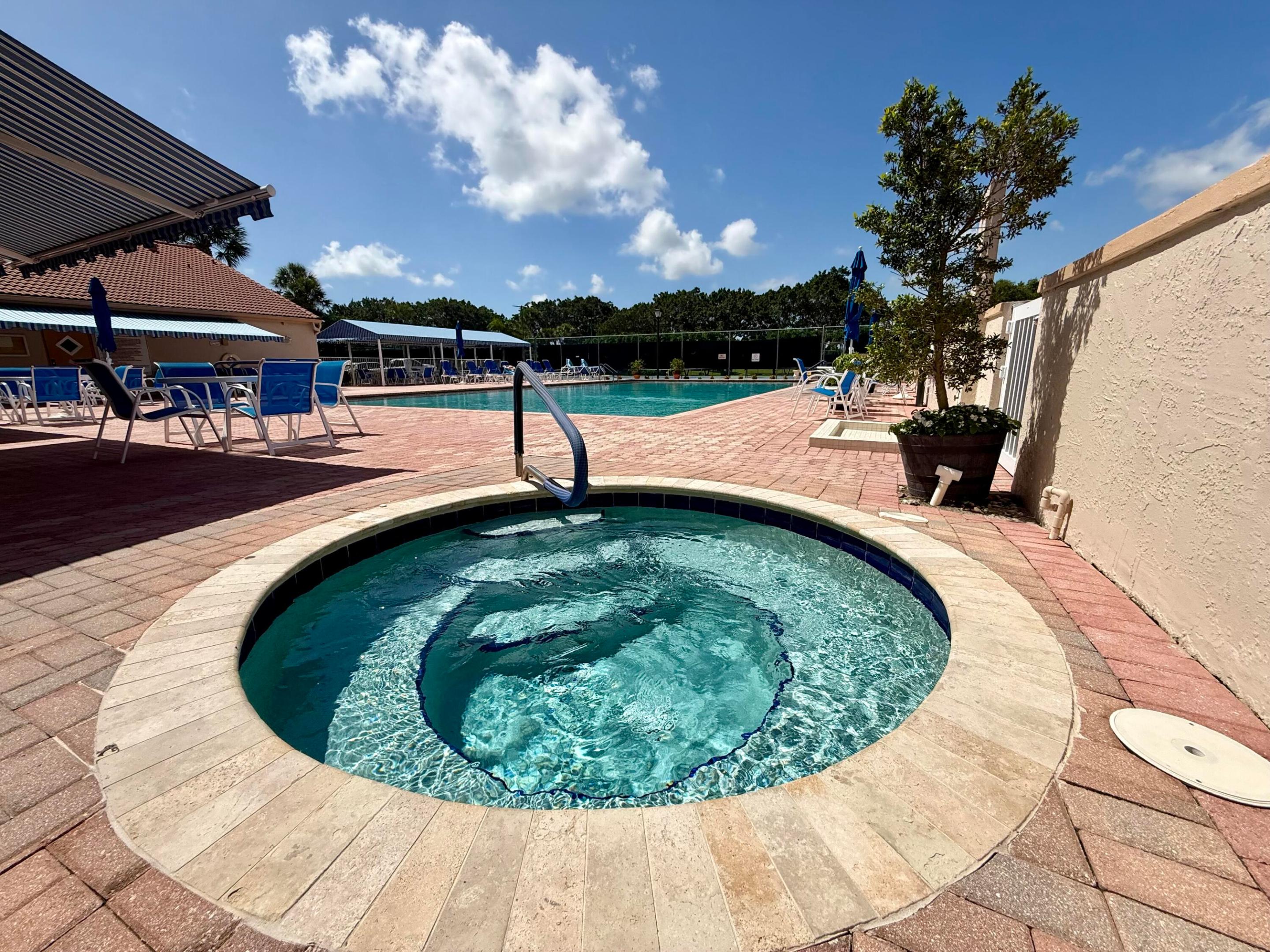 EMERALD POINTE 2 - Residential Lease