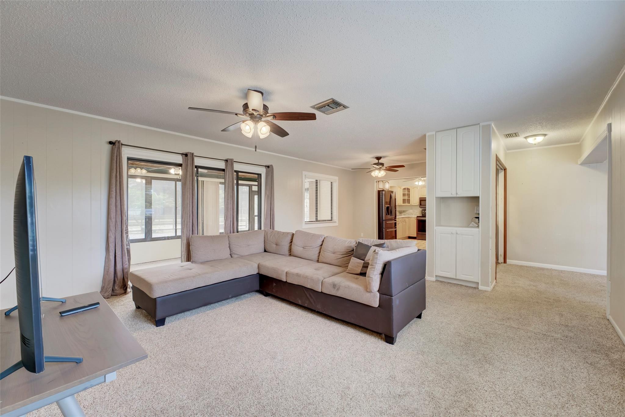 Acreage & Unrec - Residential