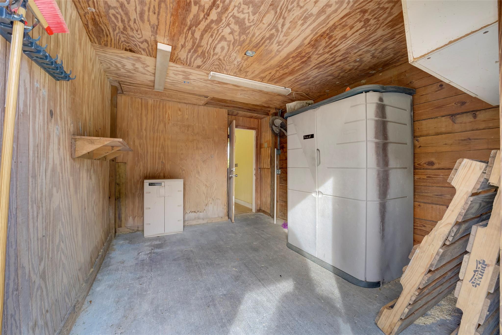 Acreage & Unrec - Residential