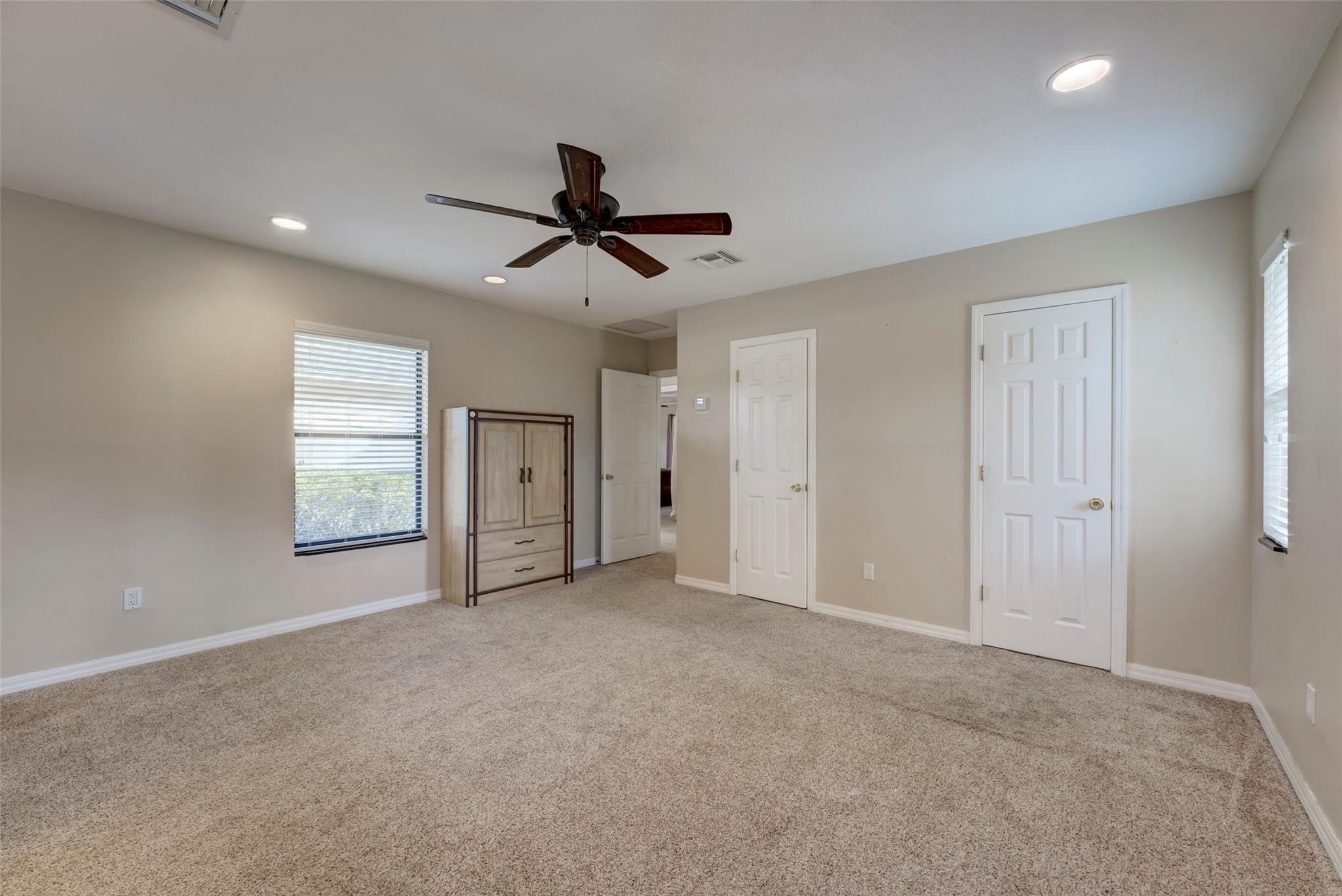 Acreage & Unrec - Residential