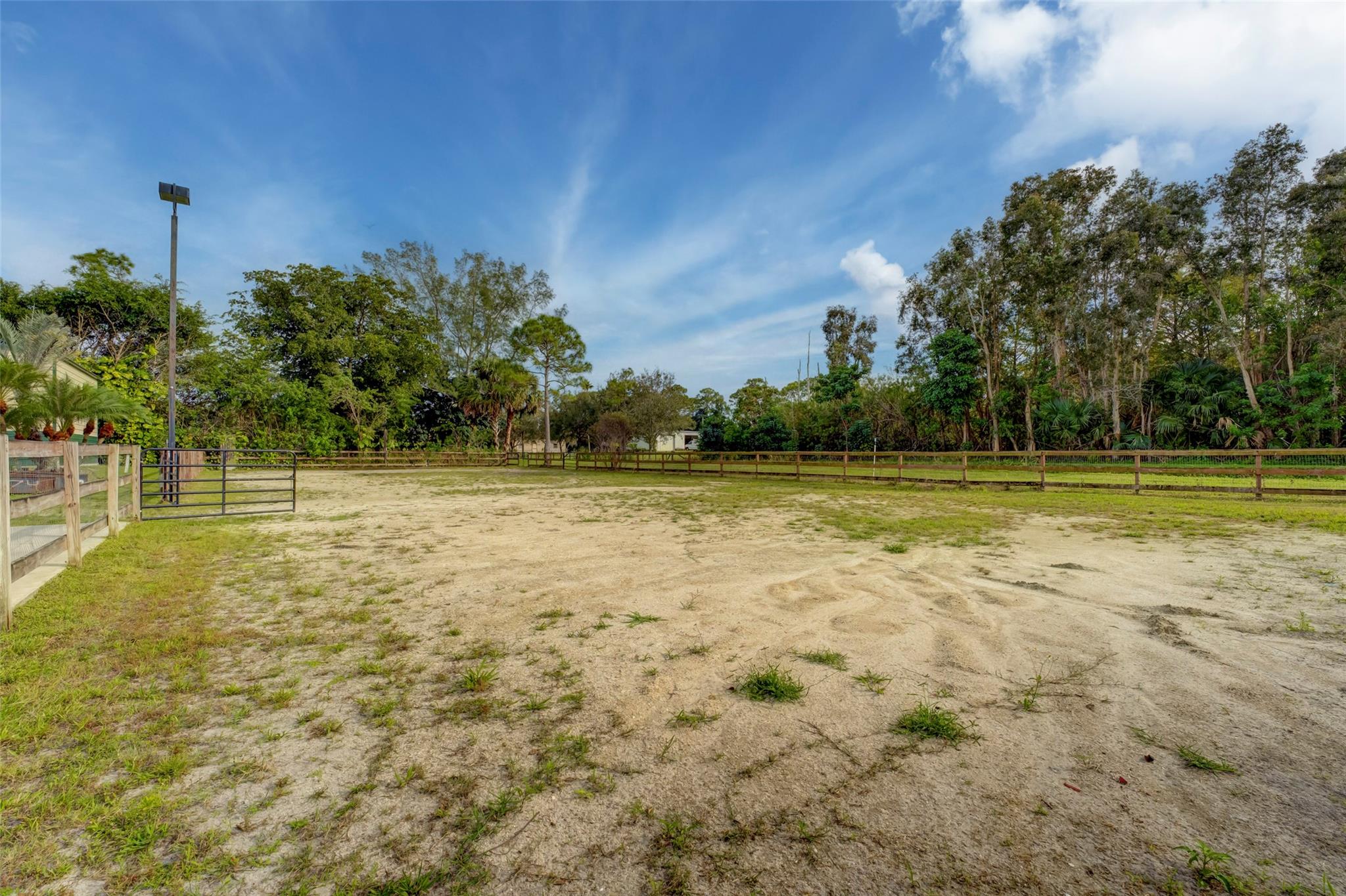 Acreage & Unrec - Residential
