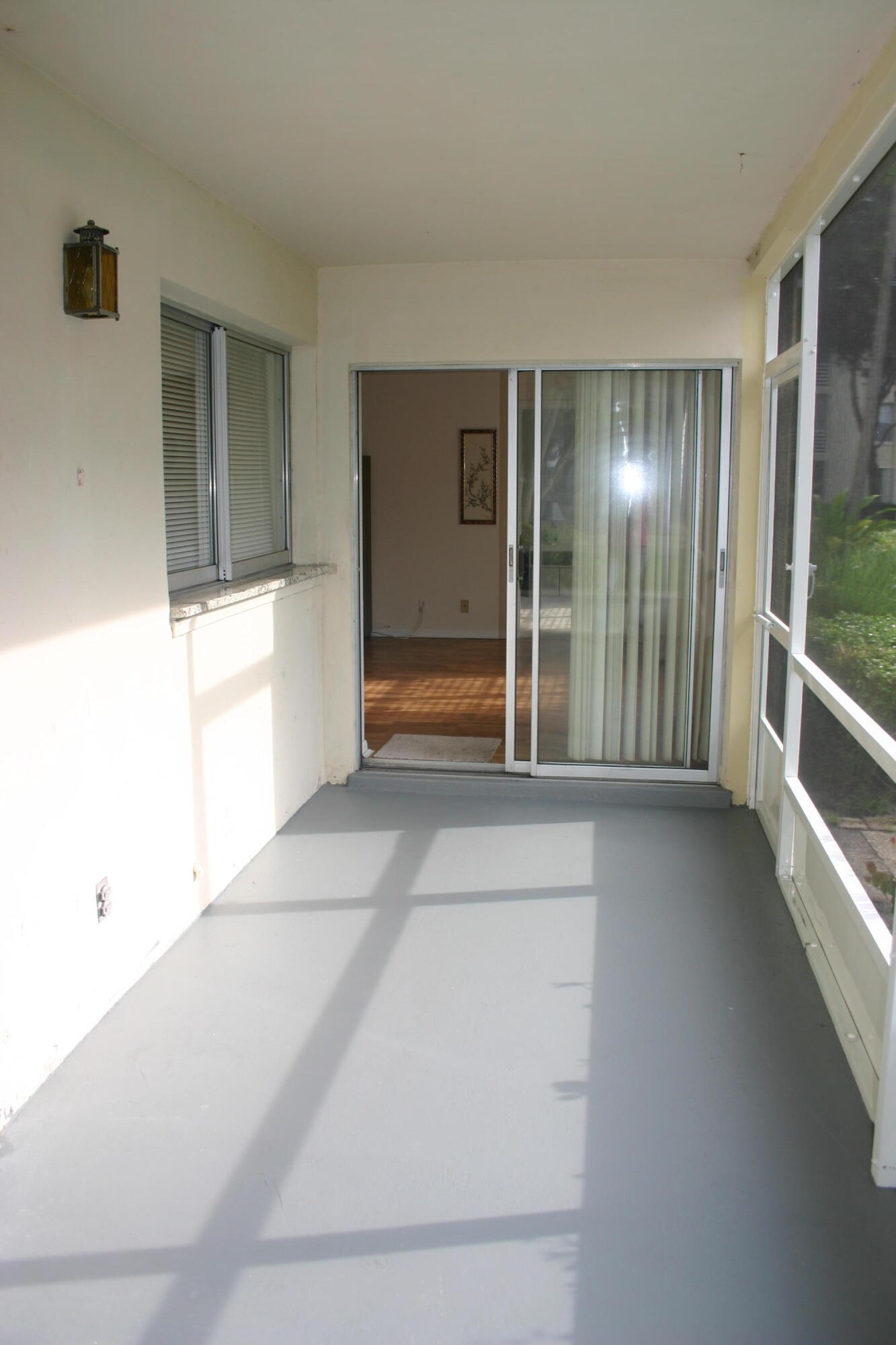 TAMBERLANE 4 CONDO - Residential