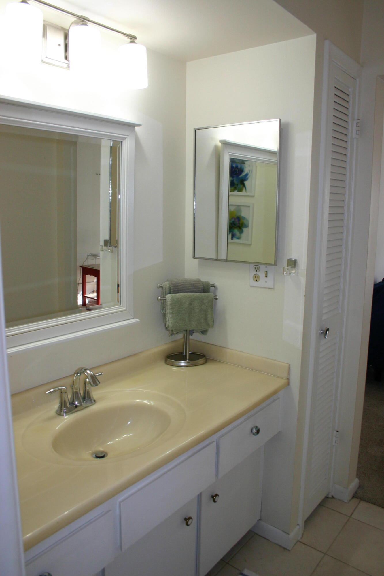 TAMBERLANE 4 CONDO - Residential