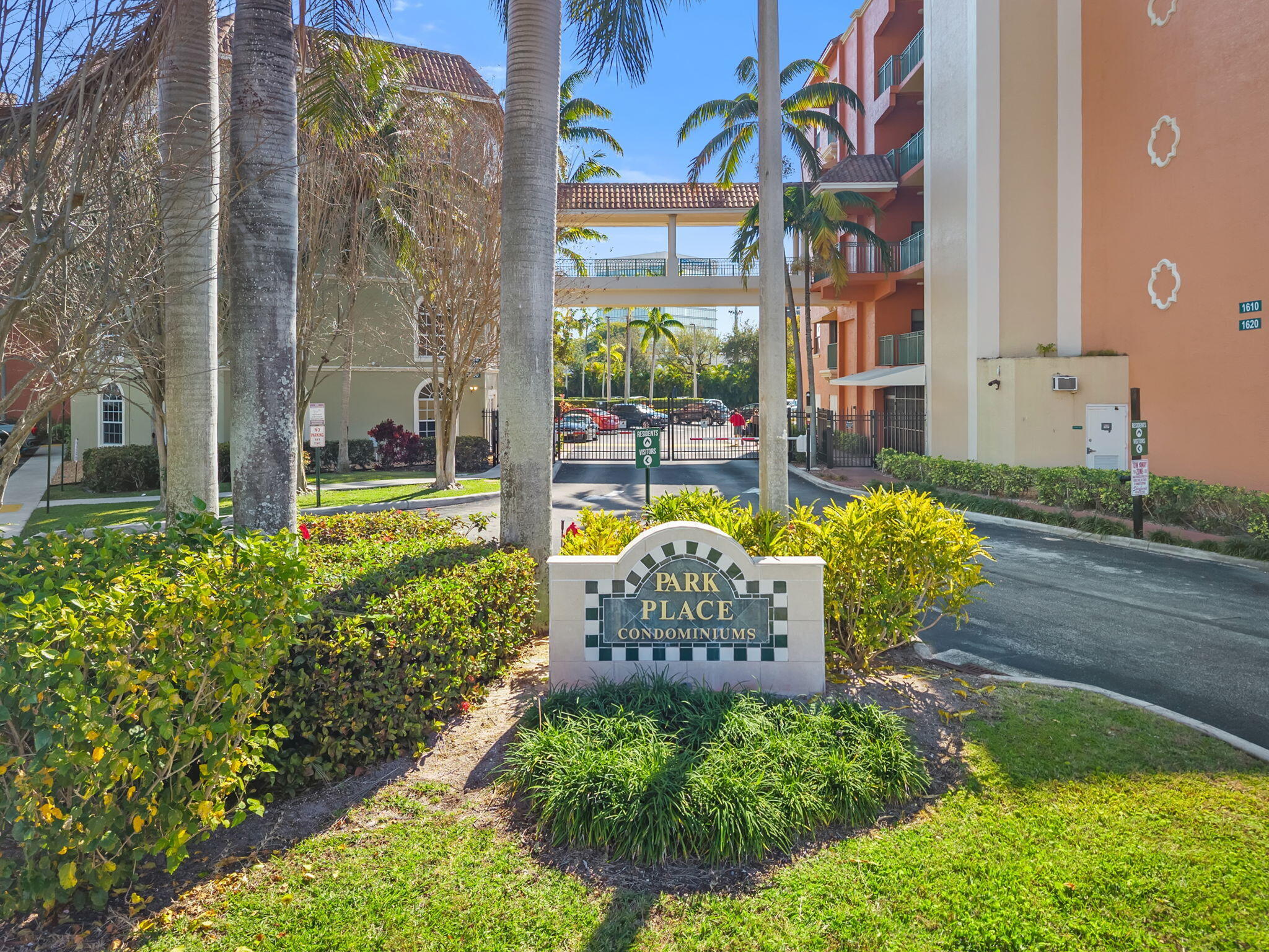PARK PLACE CONDO - Residential
