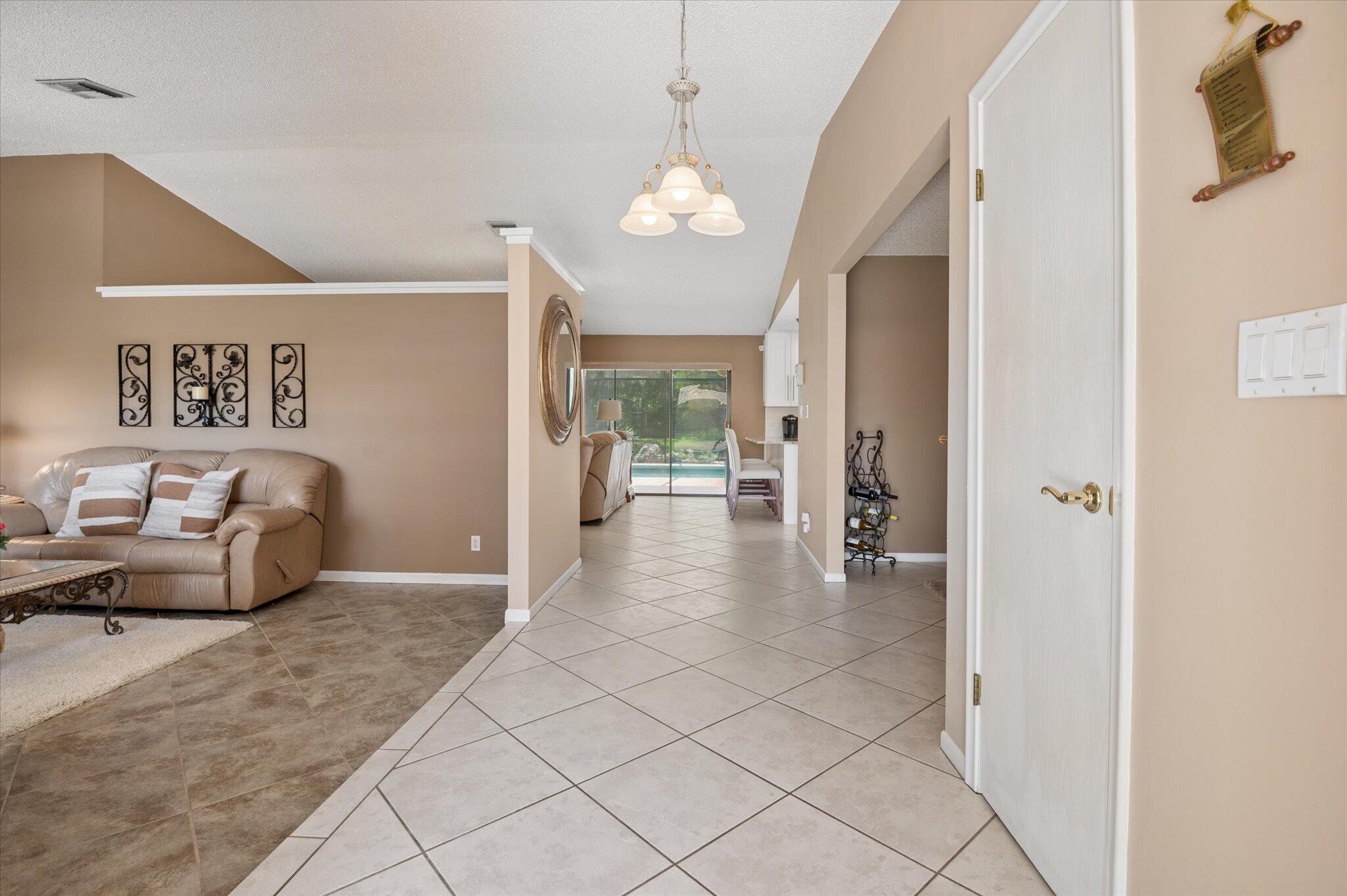 CYPRESS RUN - Residential