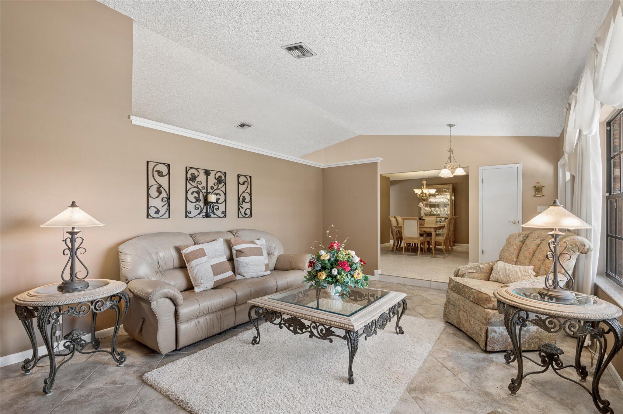 CYPRESS RUN - Residential