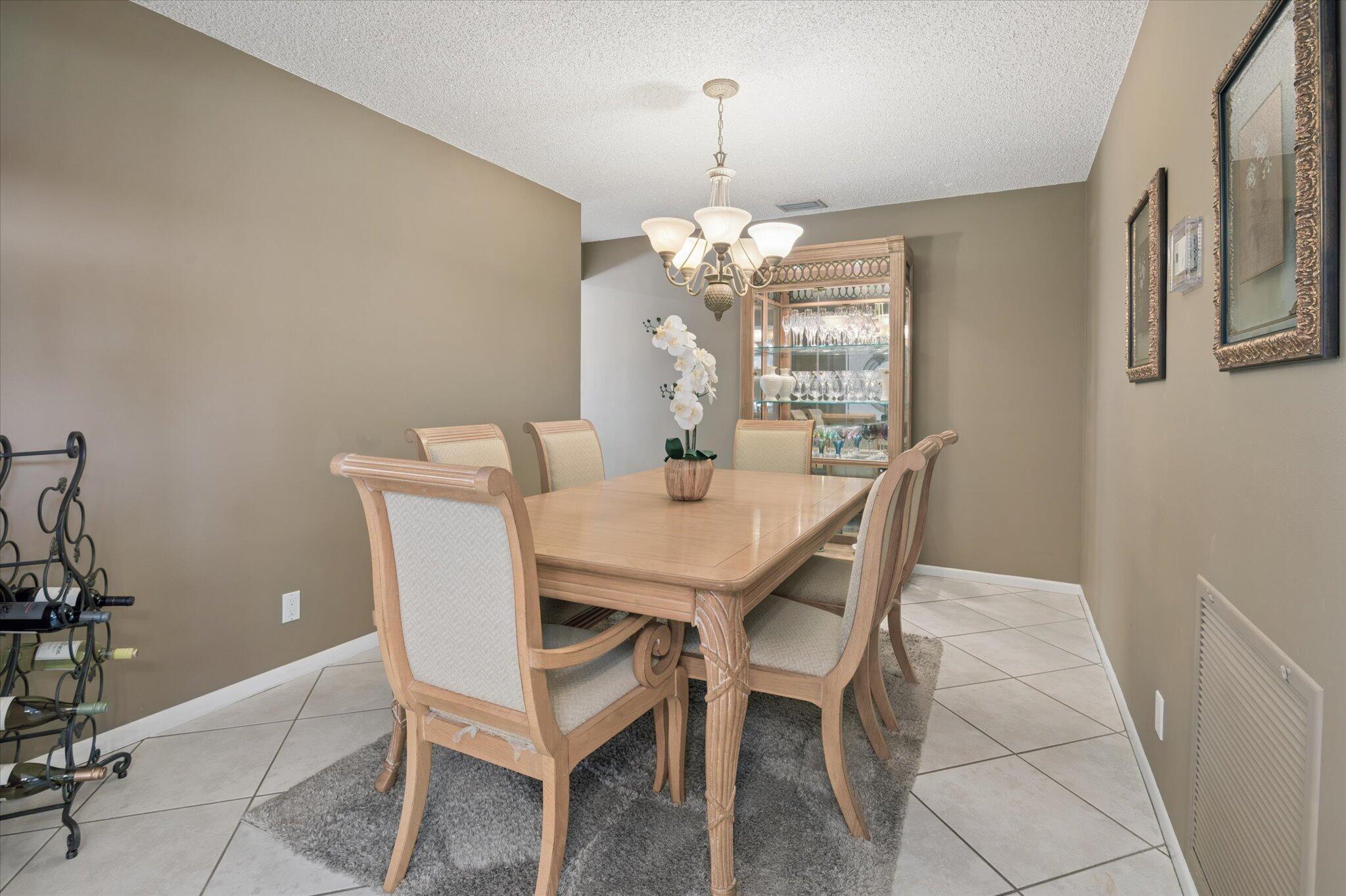 CYPRESS RUN - Residential