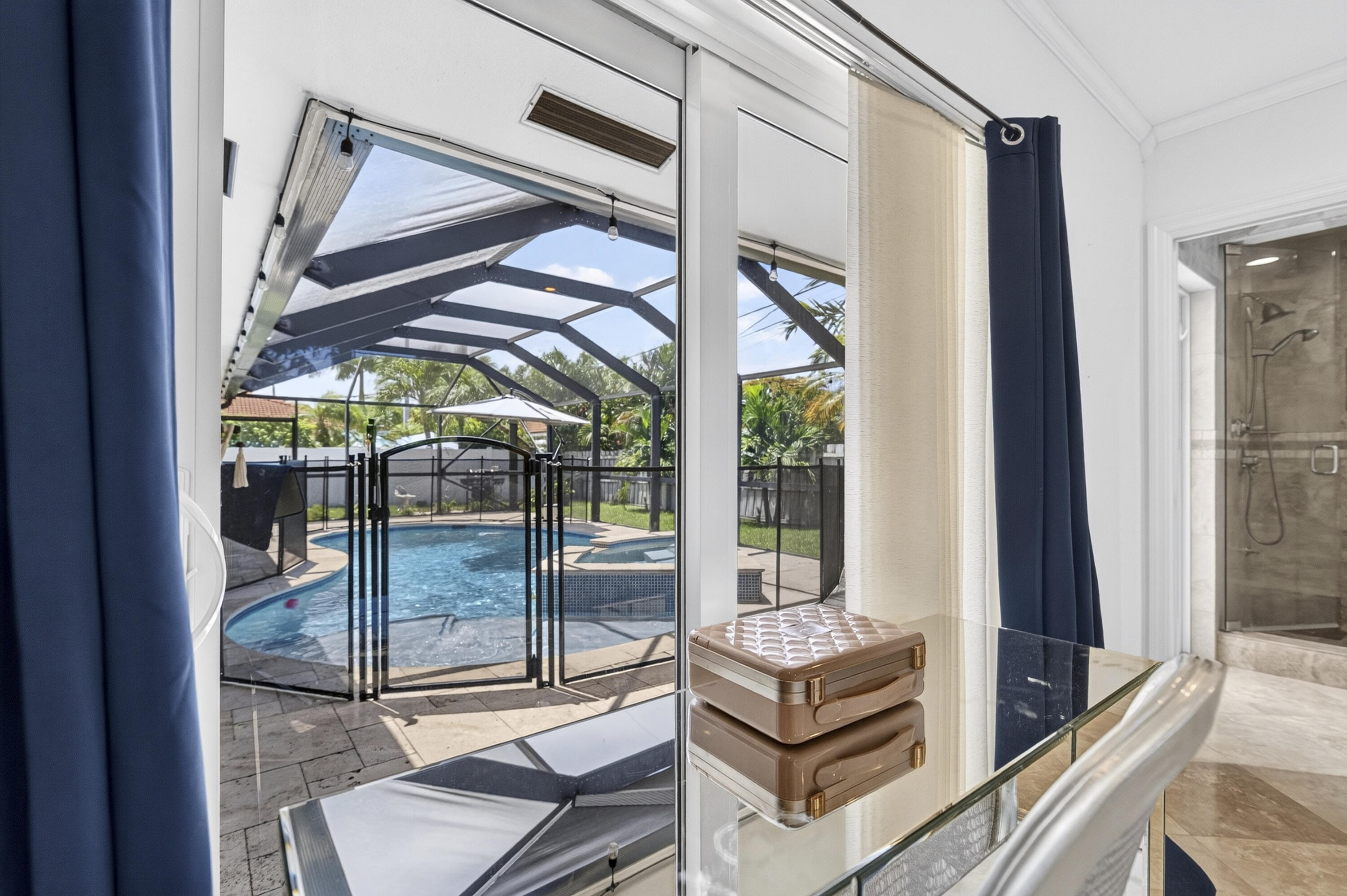 GOLF ESTATES - Residential