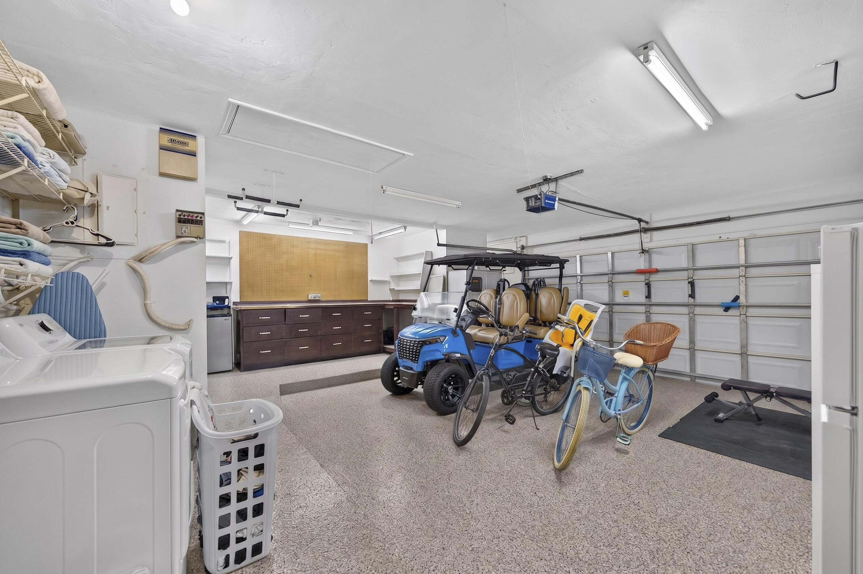 GOLF ESTATES - Residential