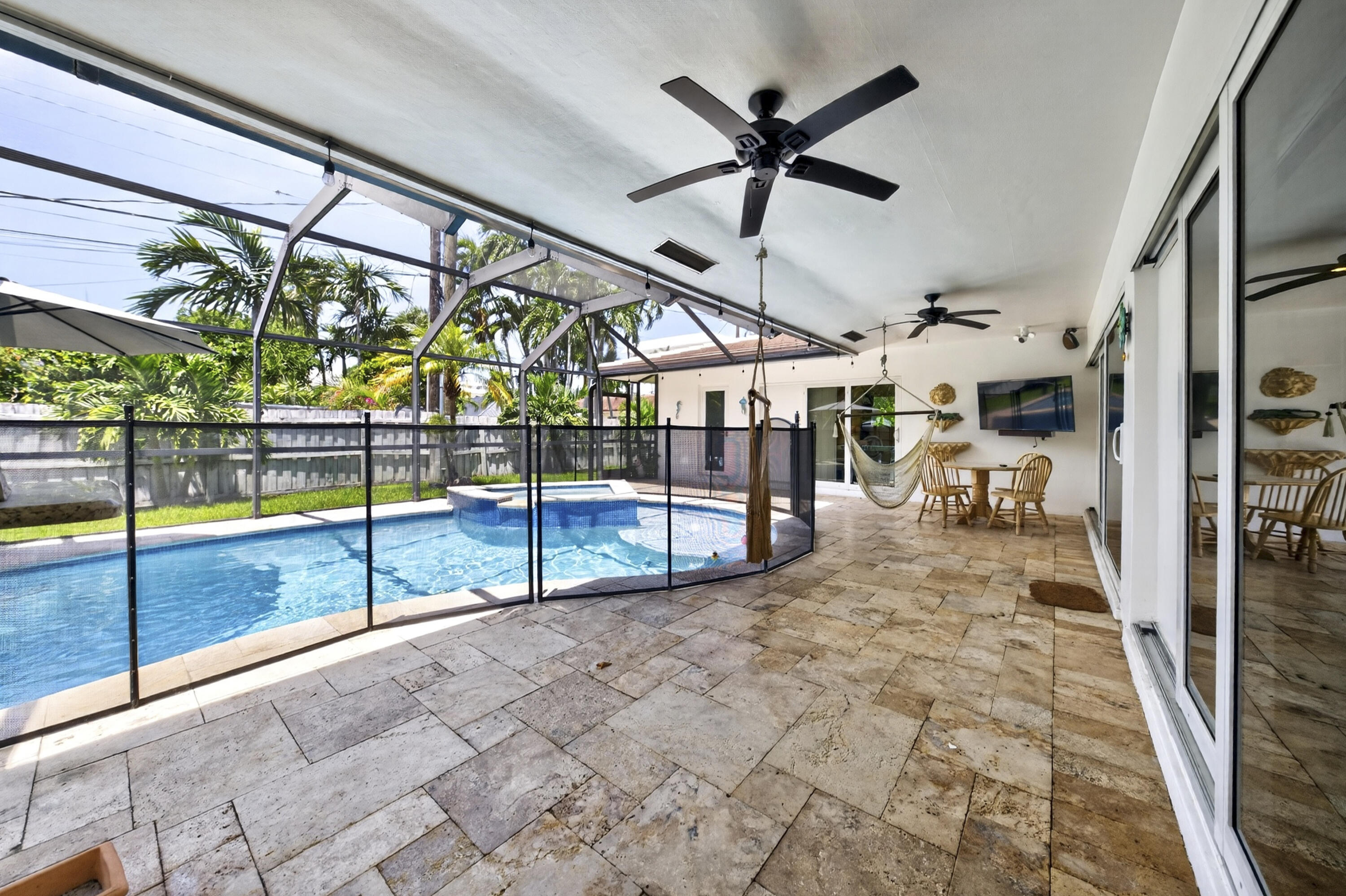 GOLF ESTATES - Residential
