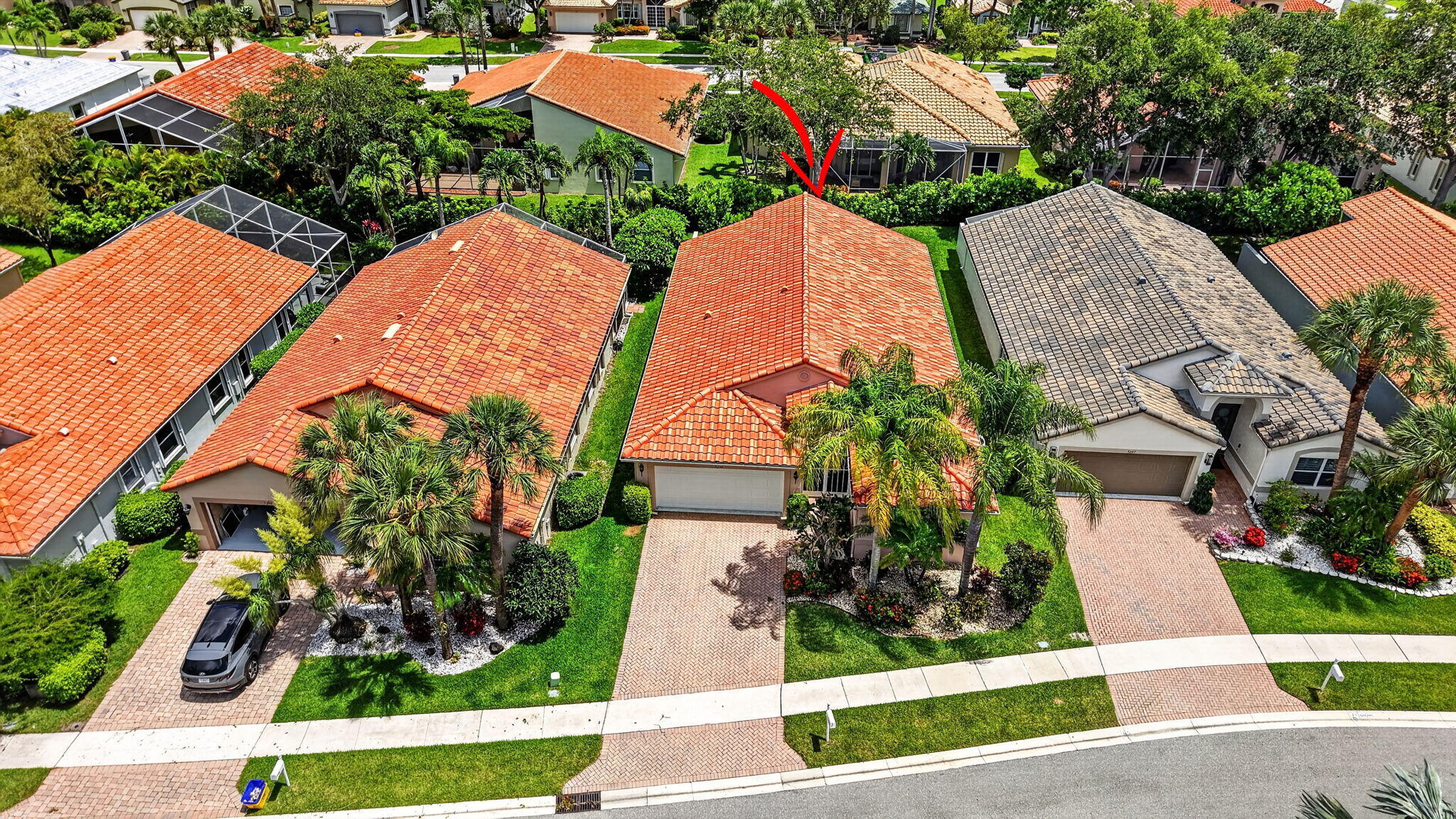 CASCADE LAKES - Residential