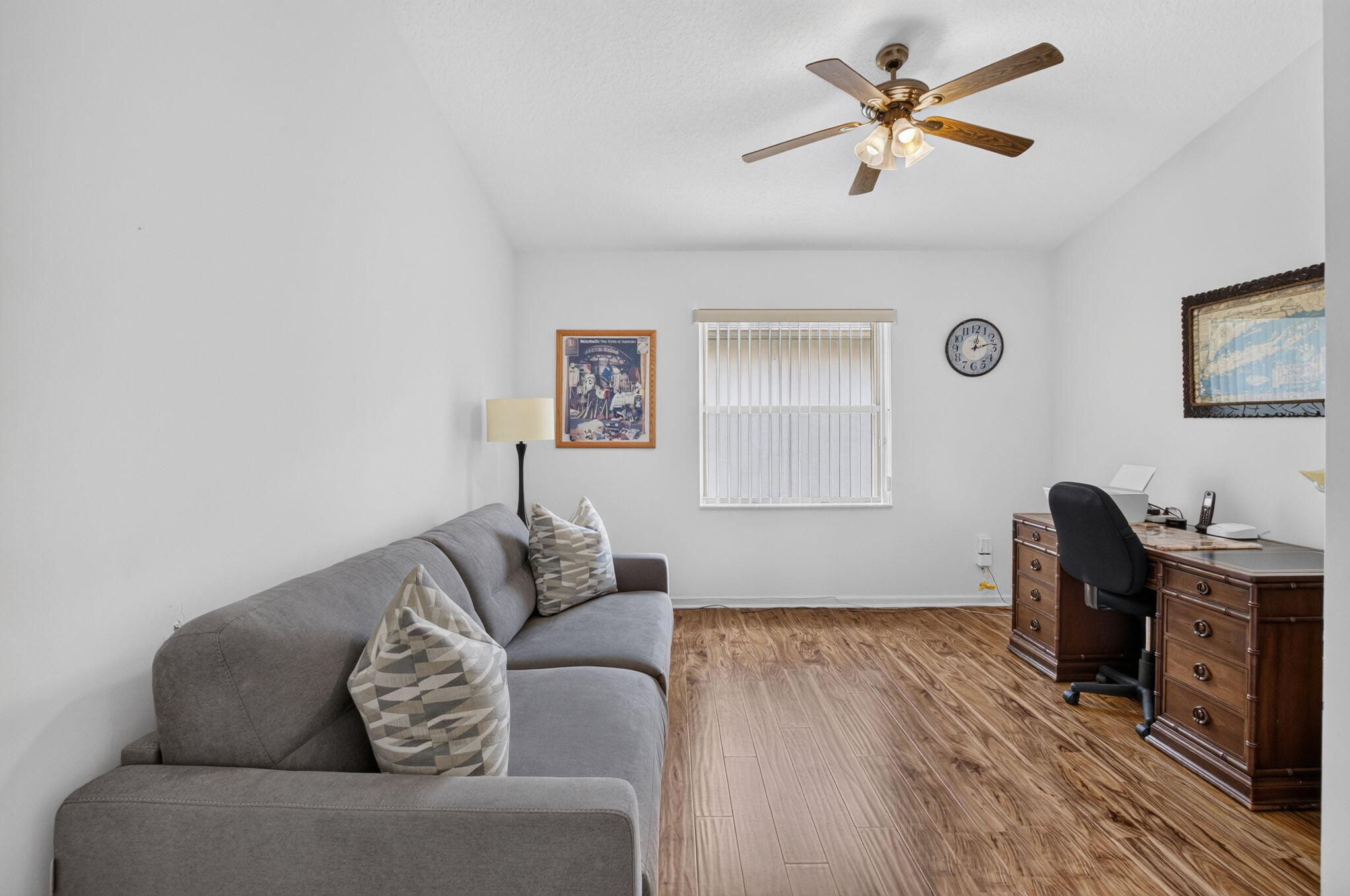 CASCADE LAKES - Residential