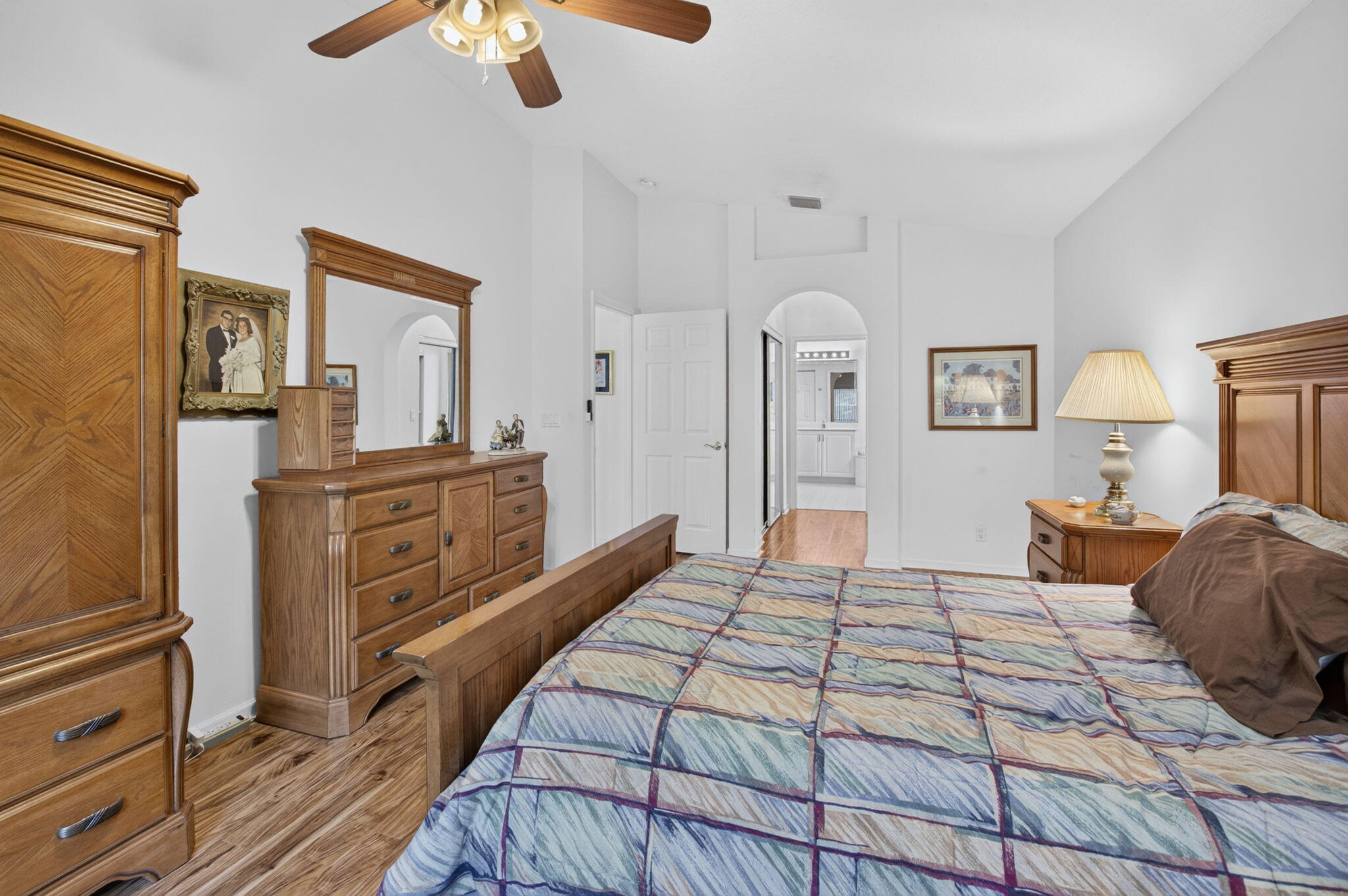 CASCADE LAKES - Residential