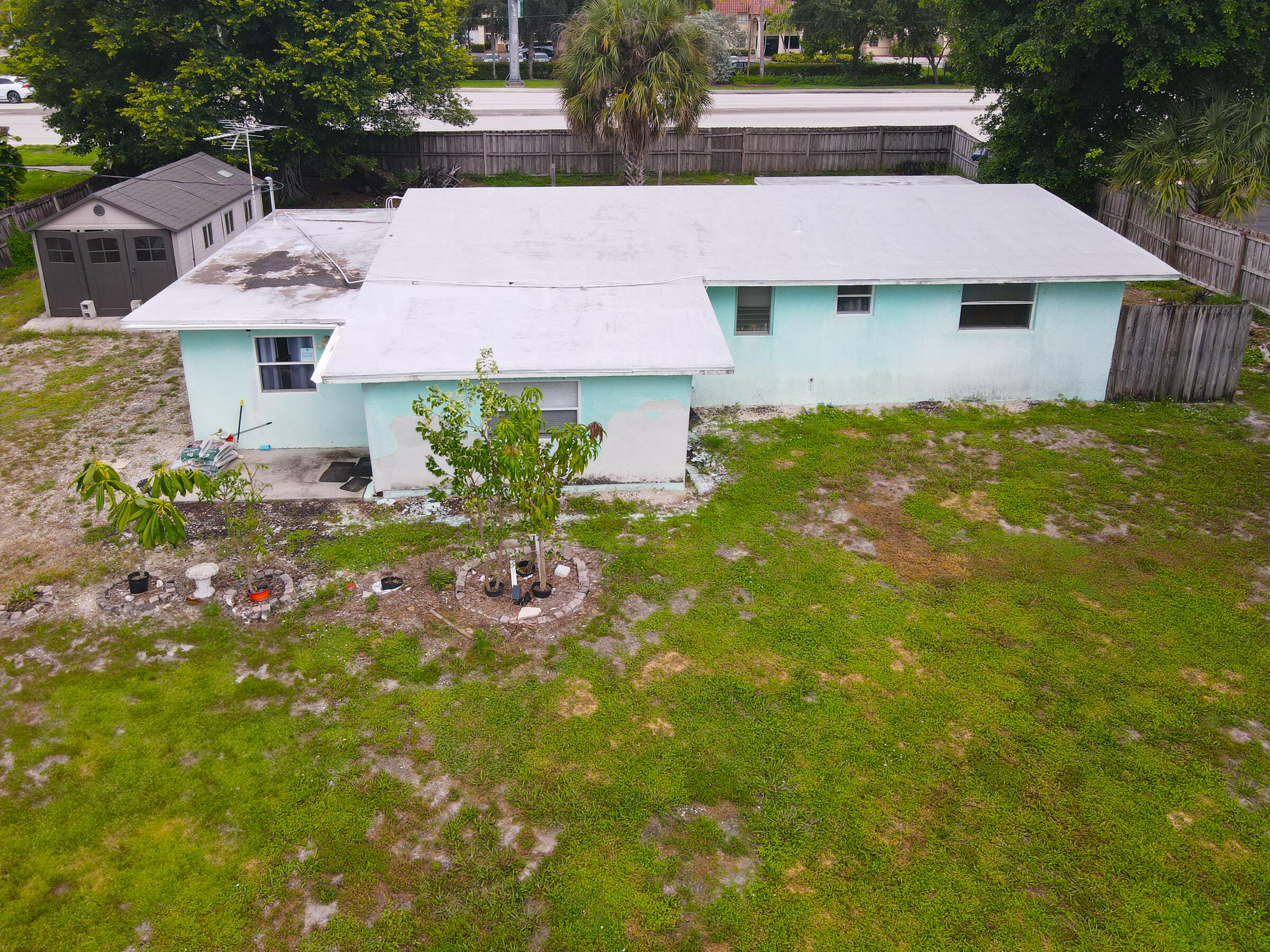 FLORIDA GARDENS 1 - Residential